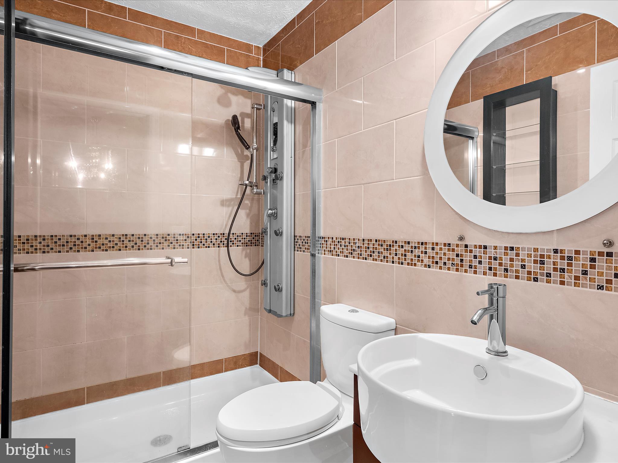 BROADVIEW/GREENS AT SMITH - Residential