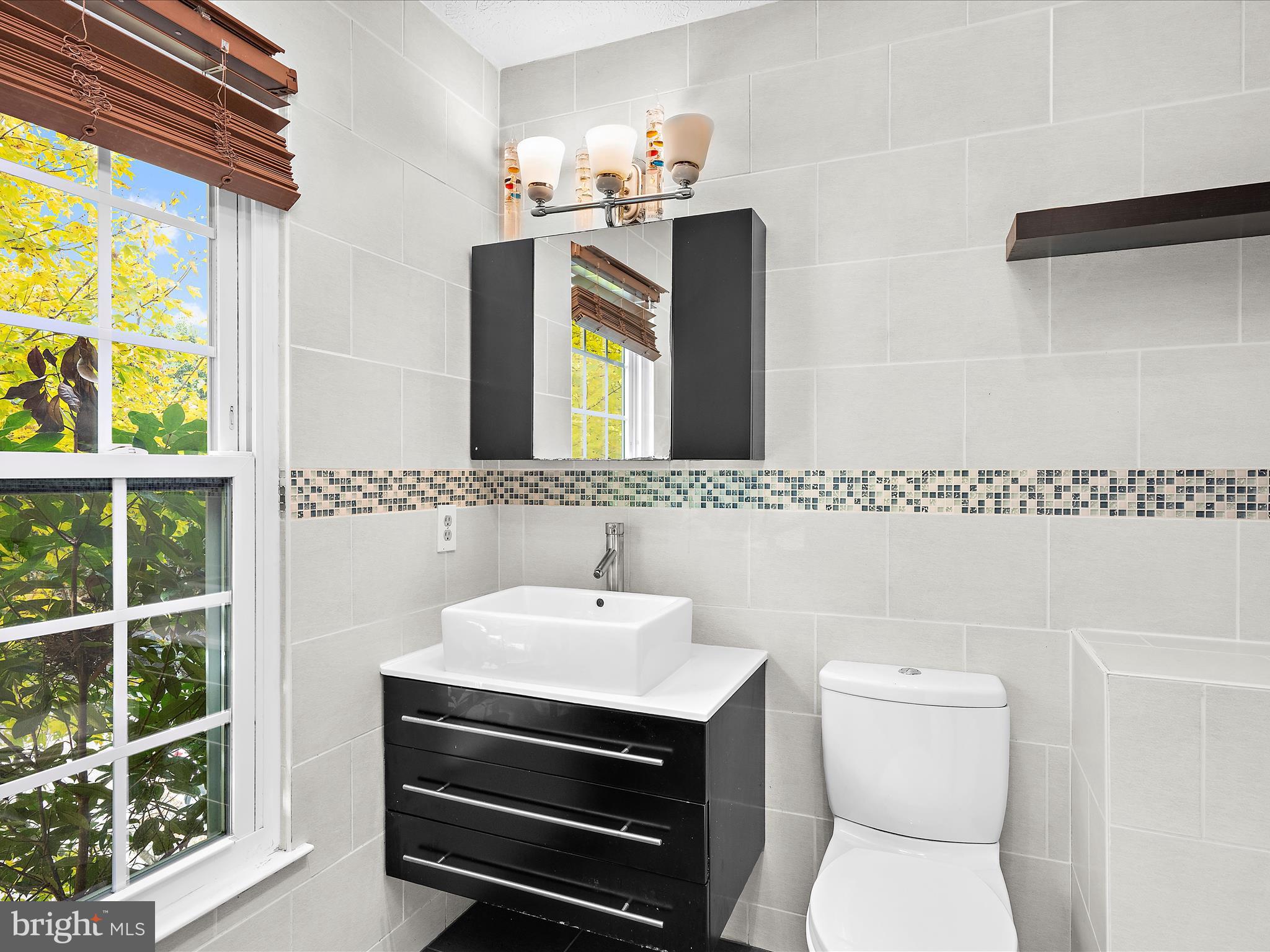 BROADVIEW/GREENS AT SMITH - Residential