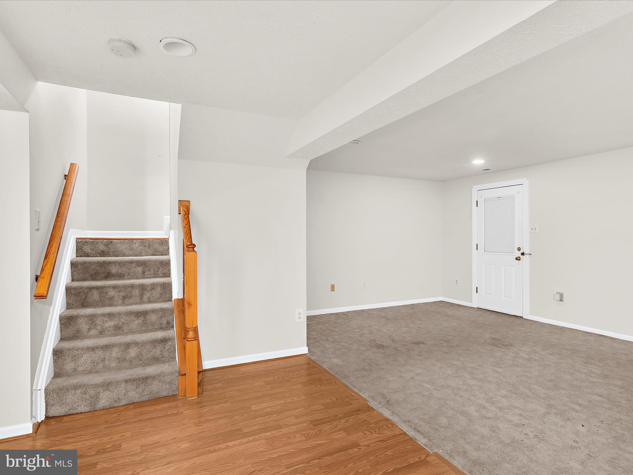 BROADVIEW/GREENS AT SMITH - Residential