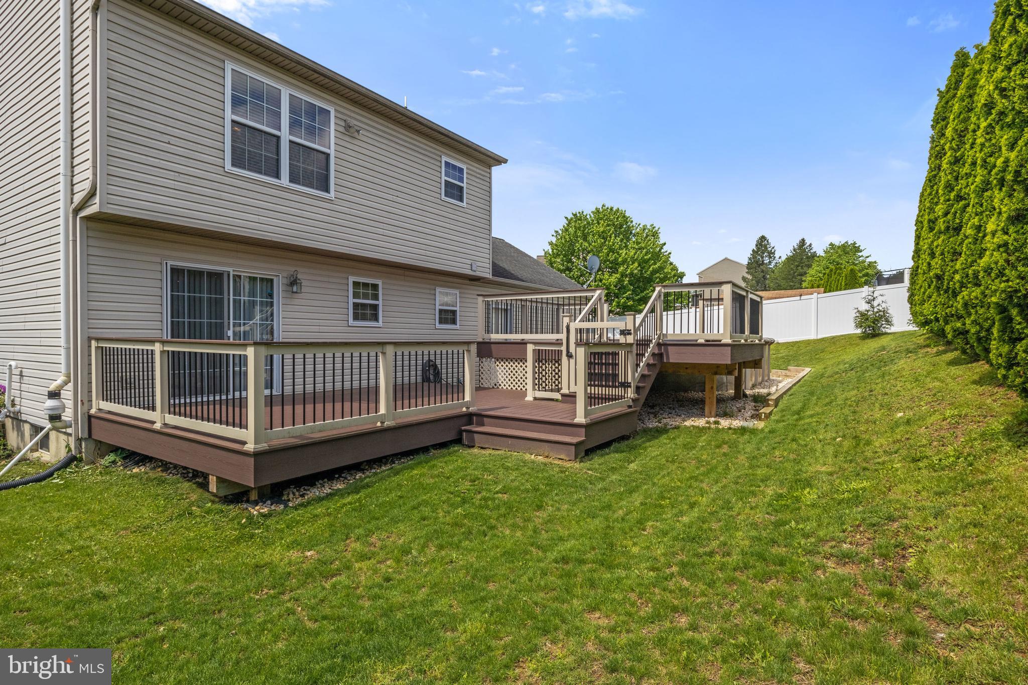 ASBURY POINTE - Residential