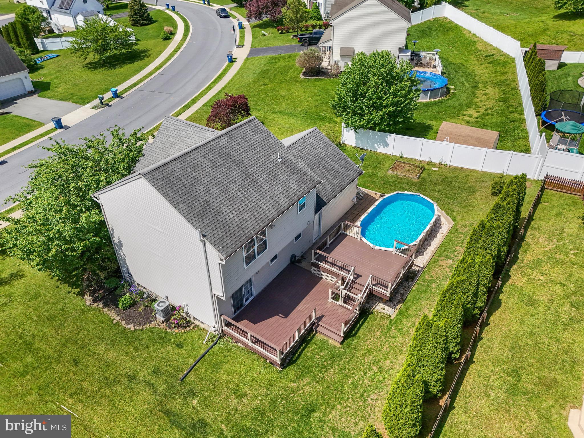 ASBURY POINTE - Residential