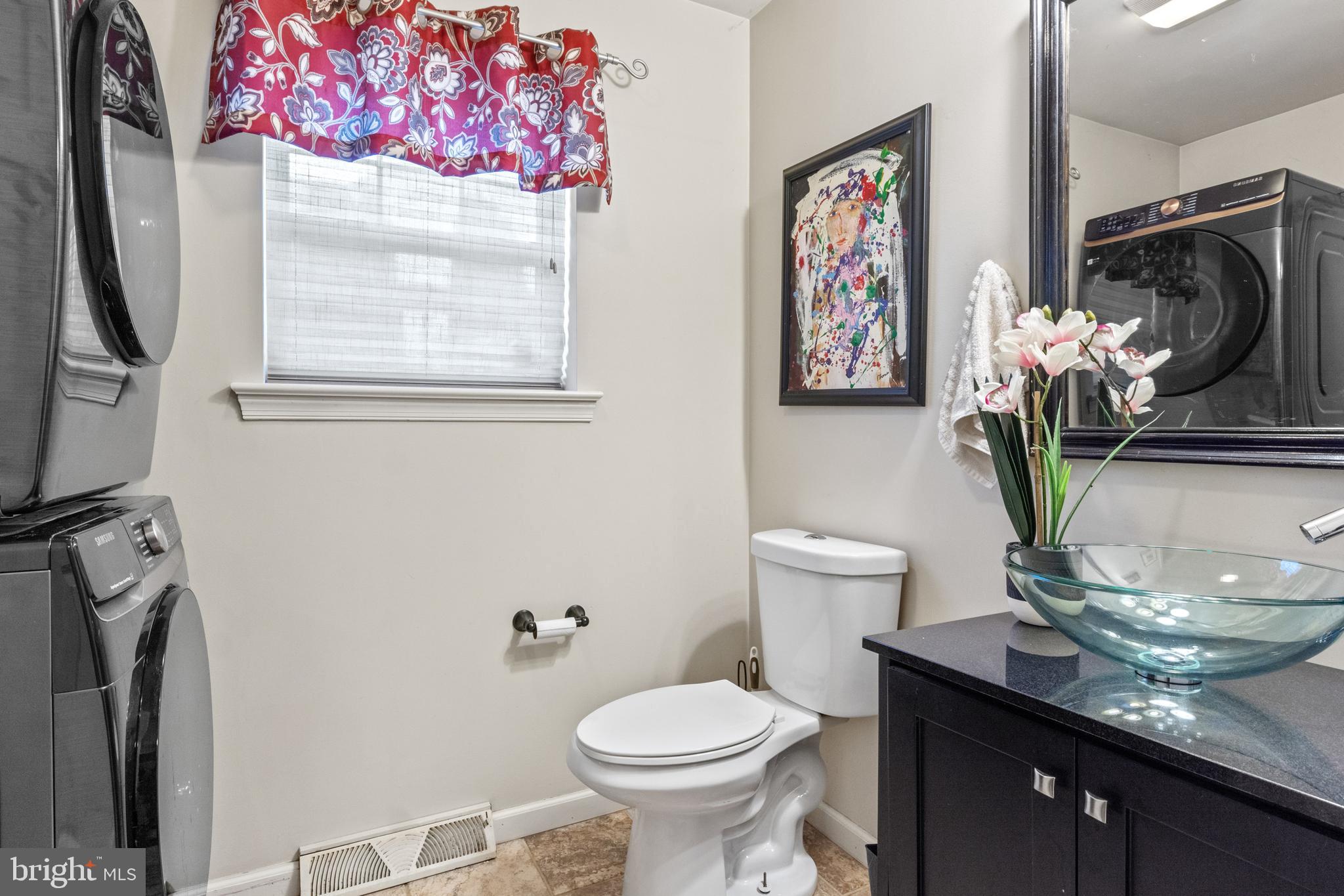 ASBURY POINTE - Residential