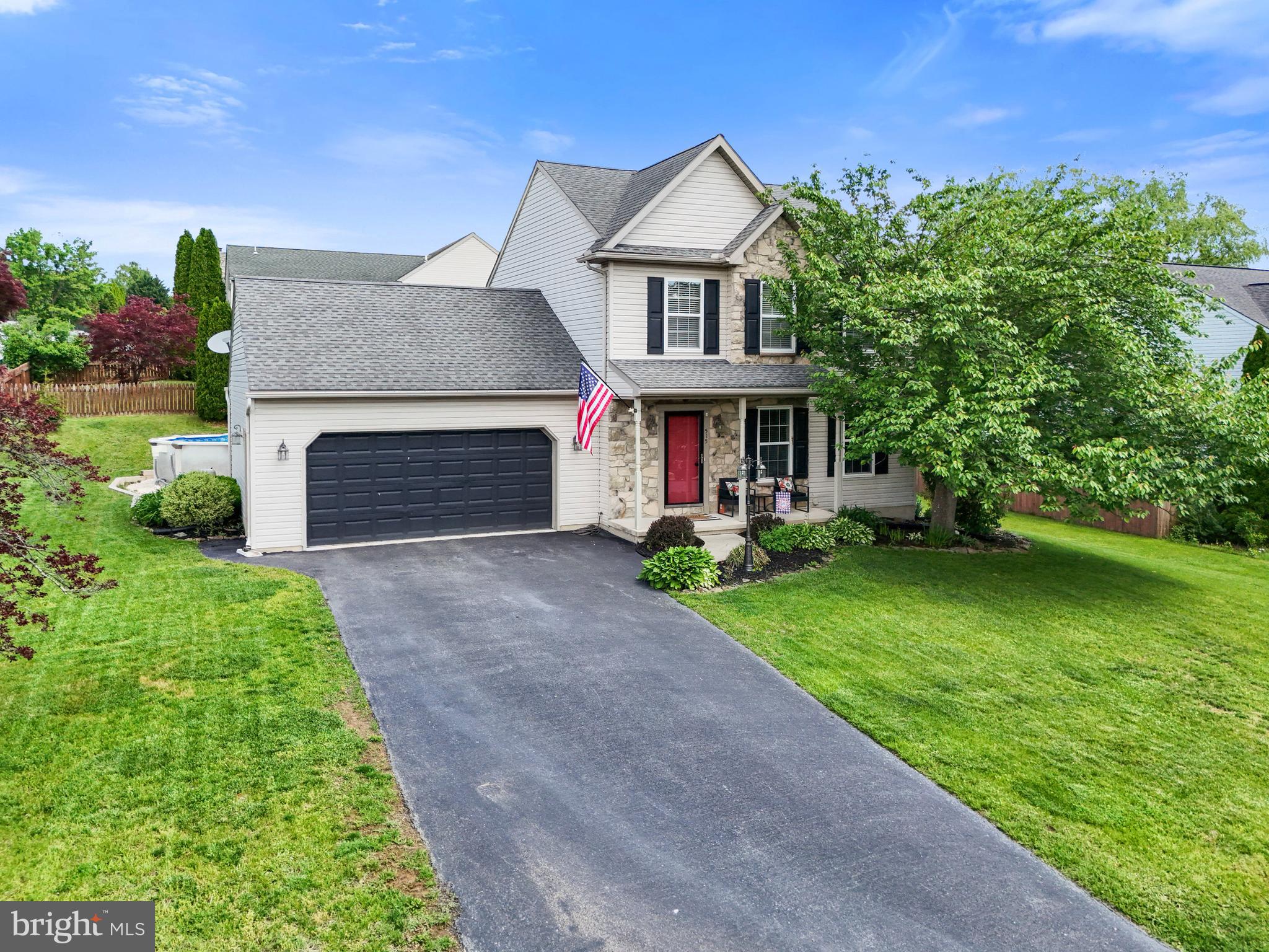 ASBURY POINTE - Residential