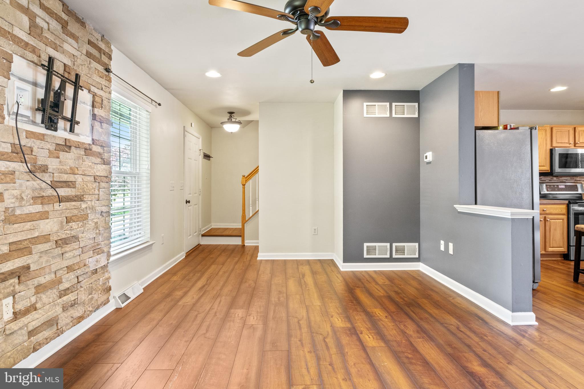 ASBURY POINTE - Residential