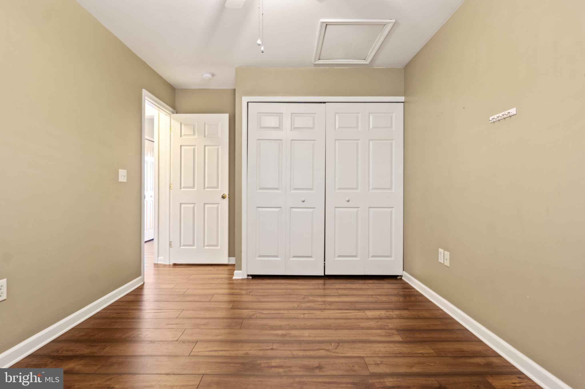 ASBURY POINTE - Residential