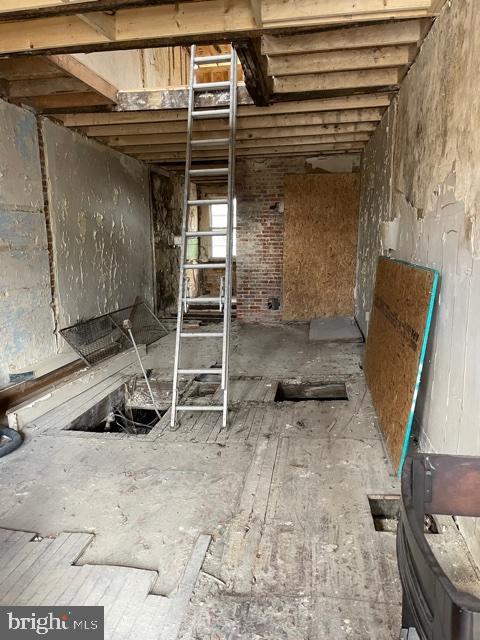 BOOTH-BOYD - Residential