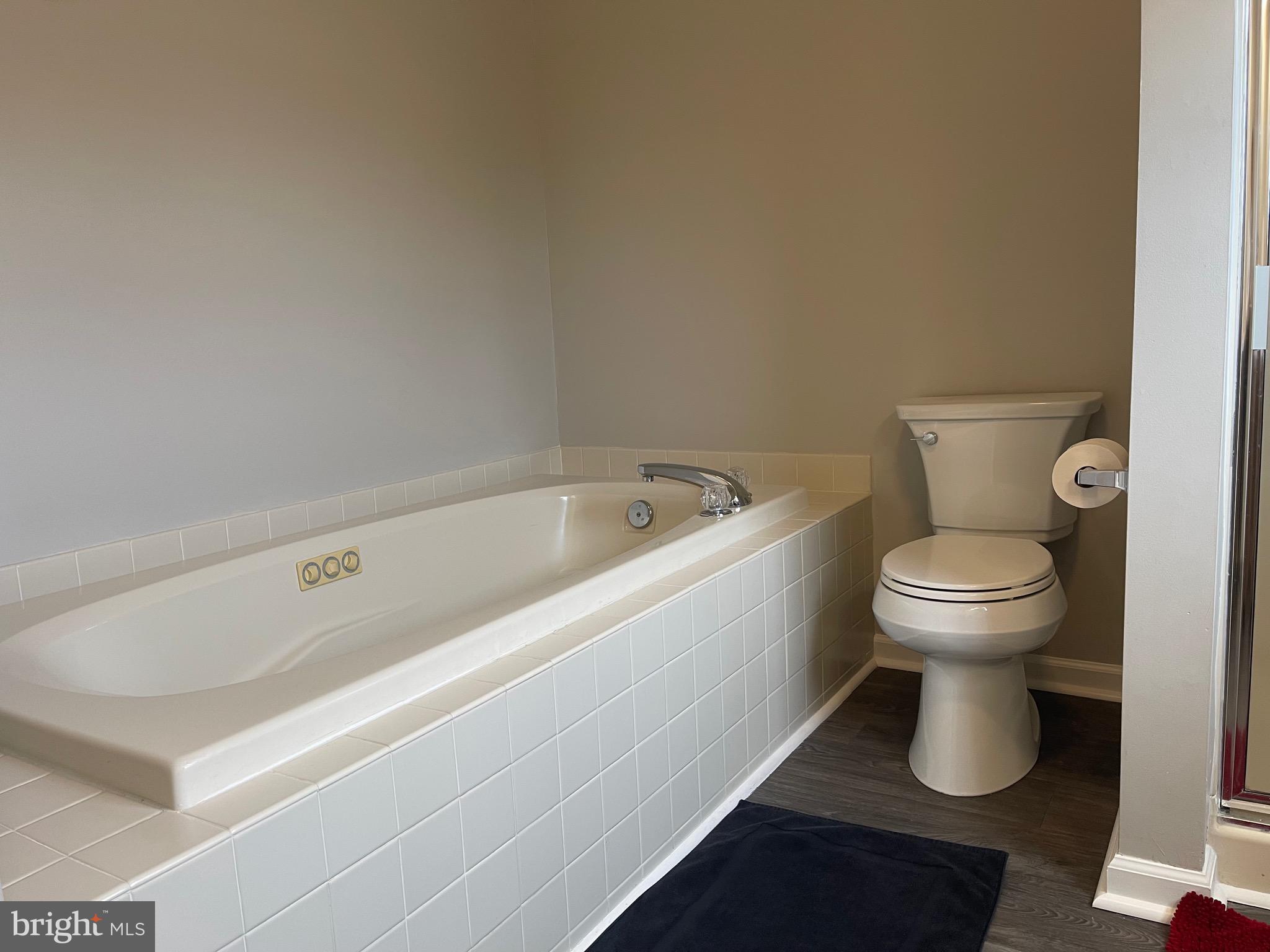 STONEGATE - Residential Lease