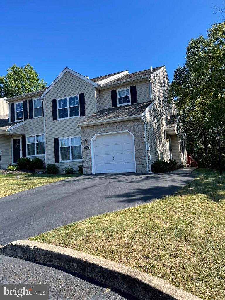 STONEGATE - Residential Lease