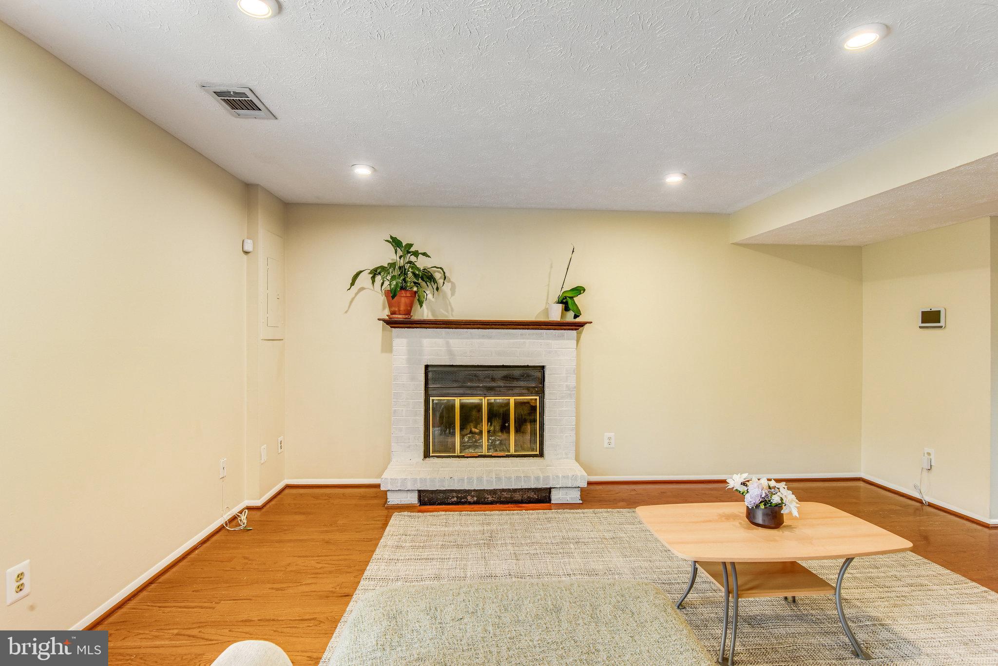 BANNERWOOD - Residential