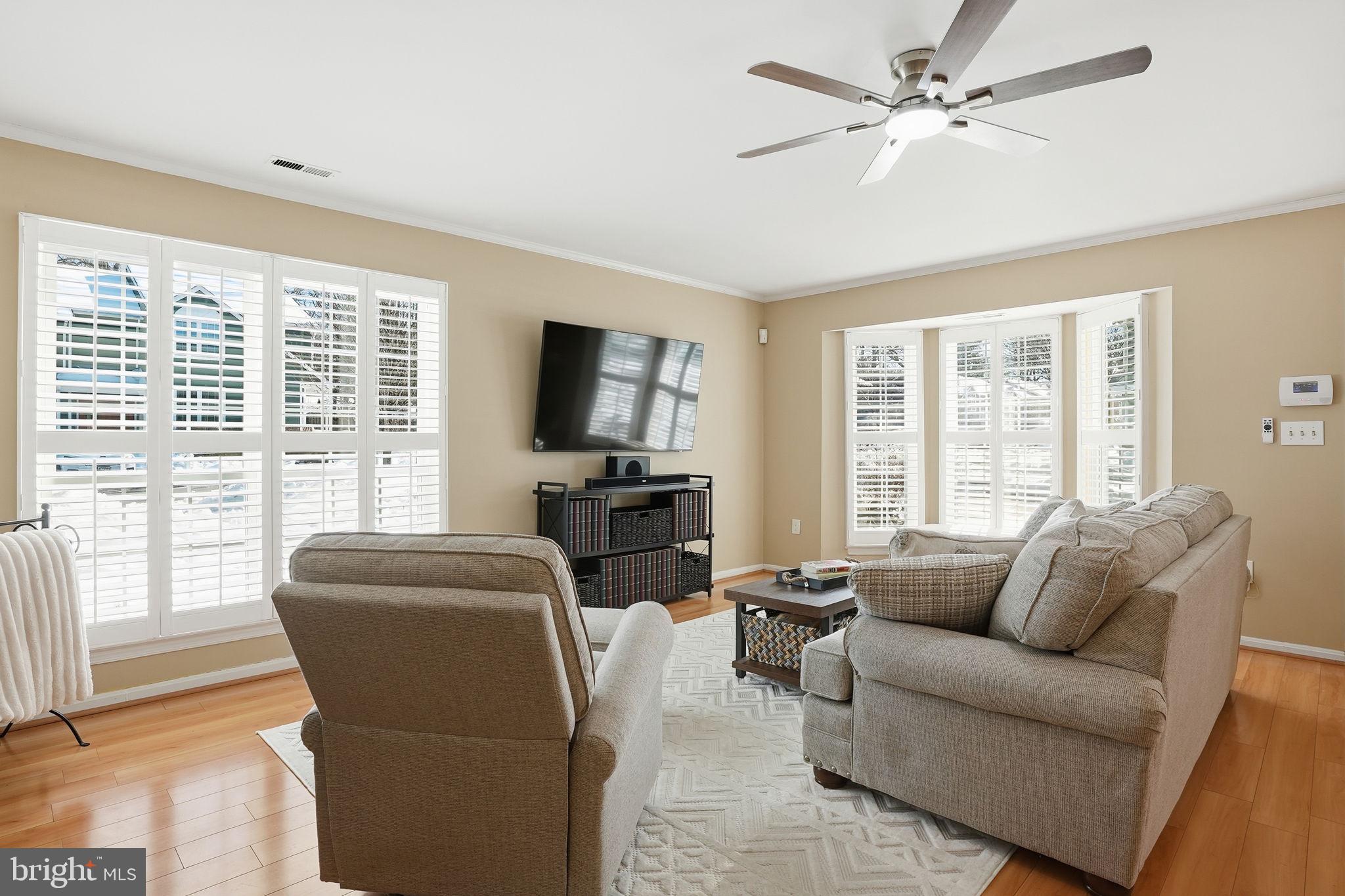 MARINERS LANDING - Residential