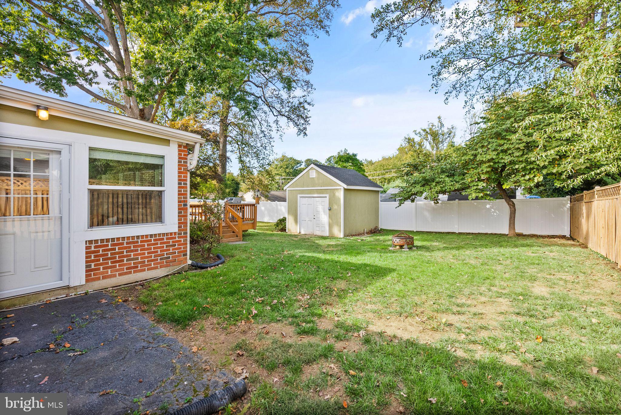 NORTH SPRINGFIELD - Residential