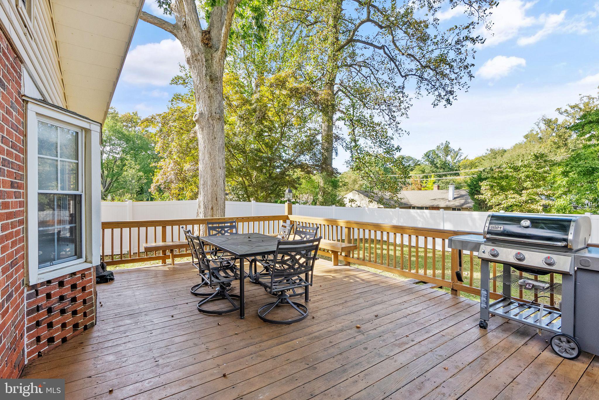 NORTH SPRINGFIELD - Residential