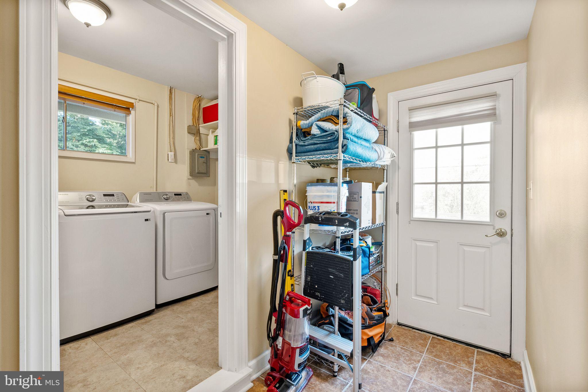 NORTH SPRINGFIELD - Residential