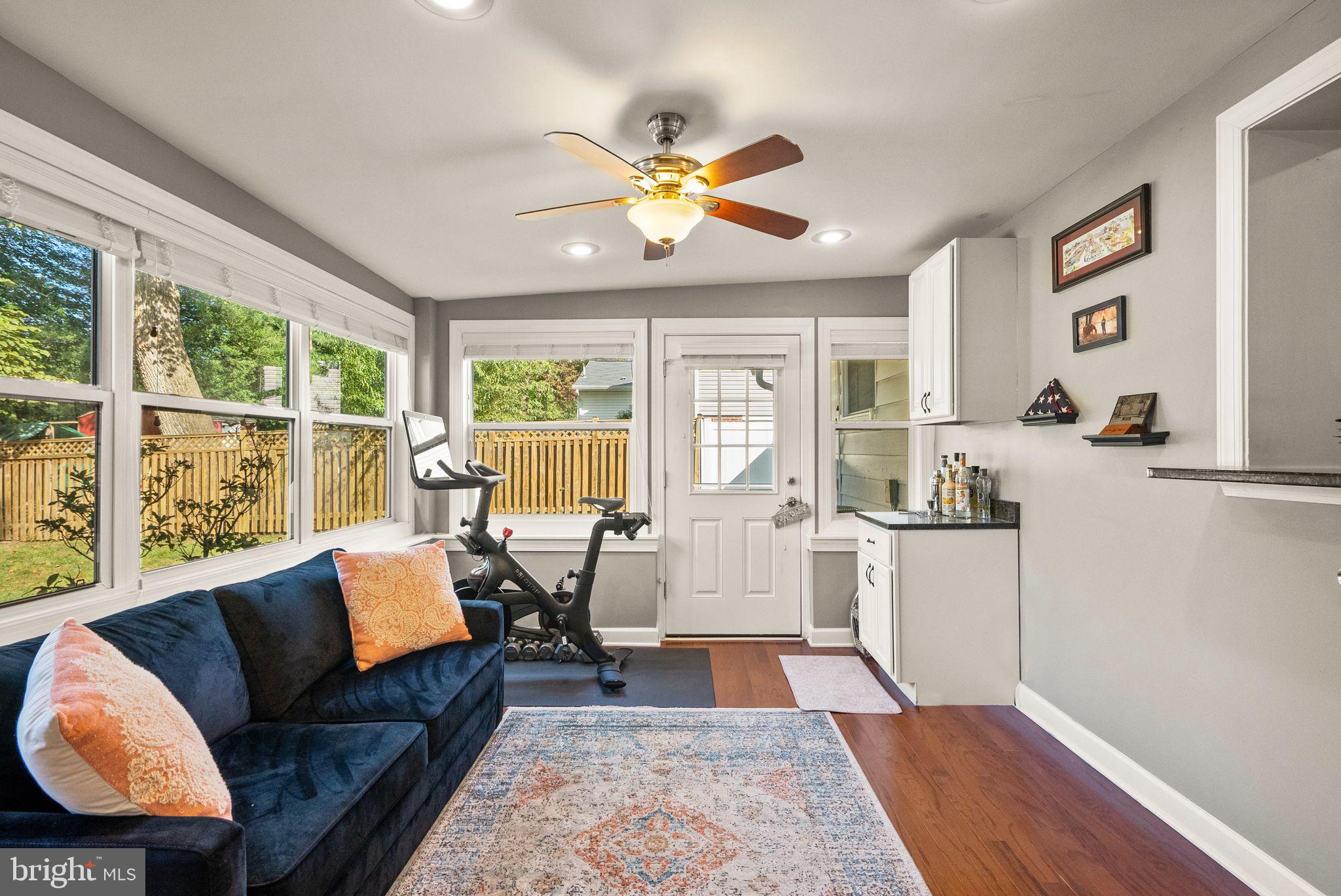 NORTH SPRINGFIELD - Residential