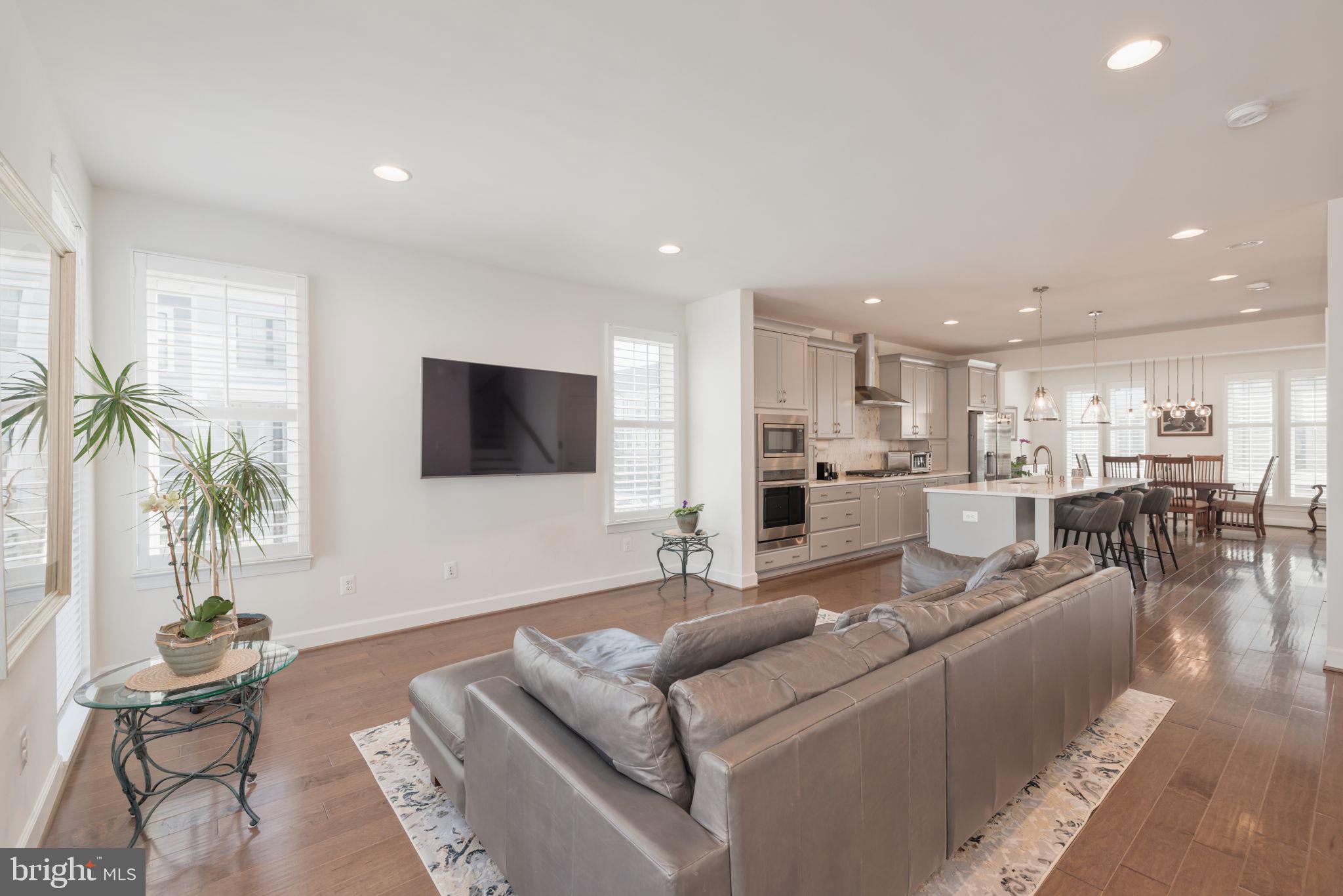 BELMONT BAY - Residential