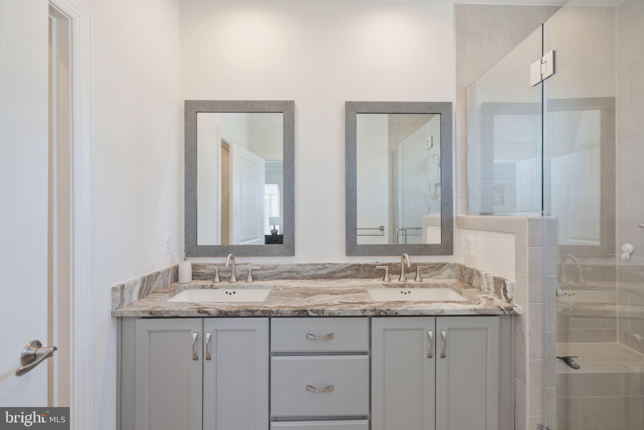 BELMONT BAY - Residential