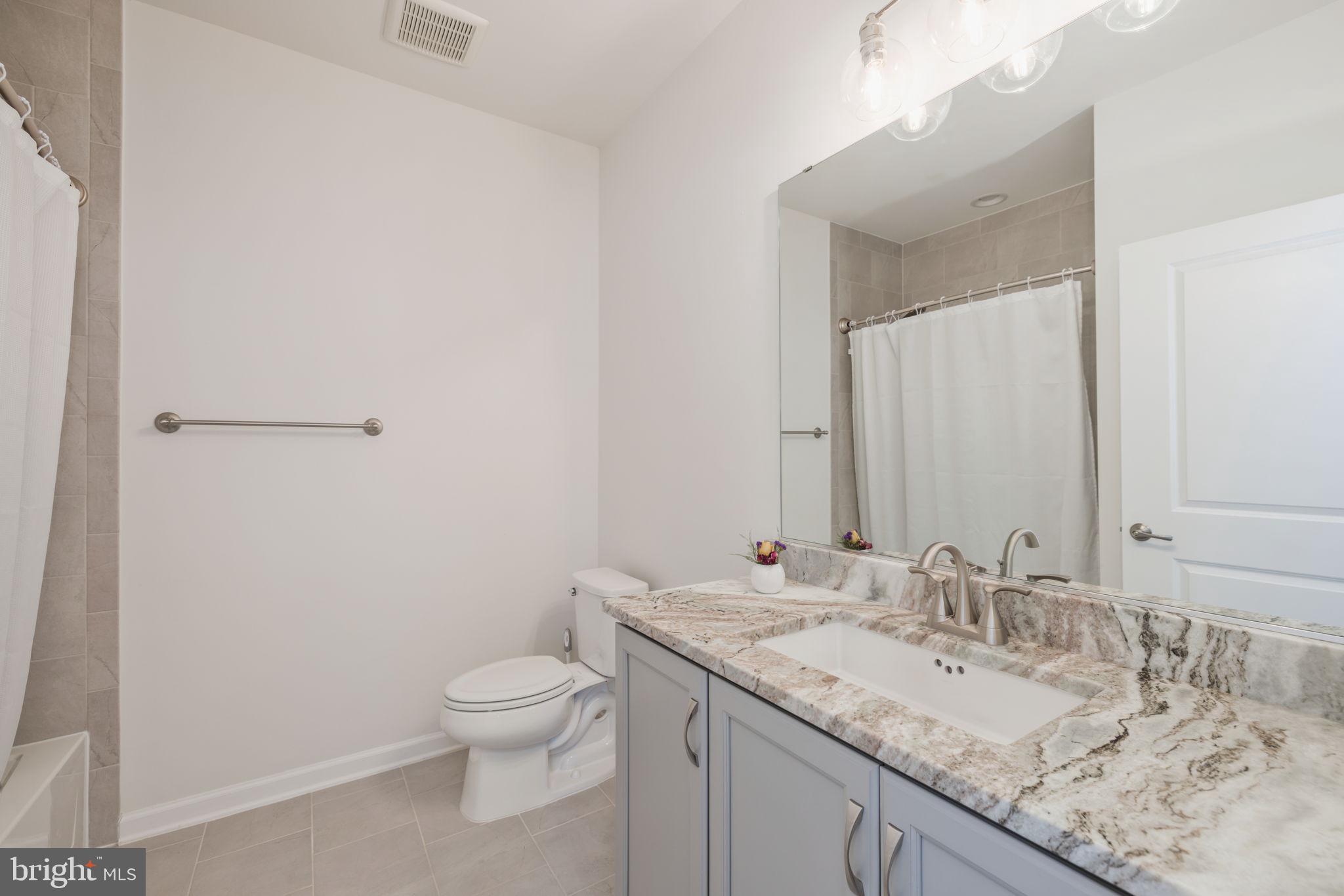 BELMONT BAY - Residential