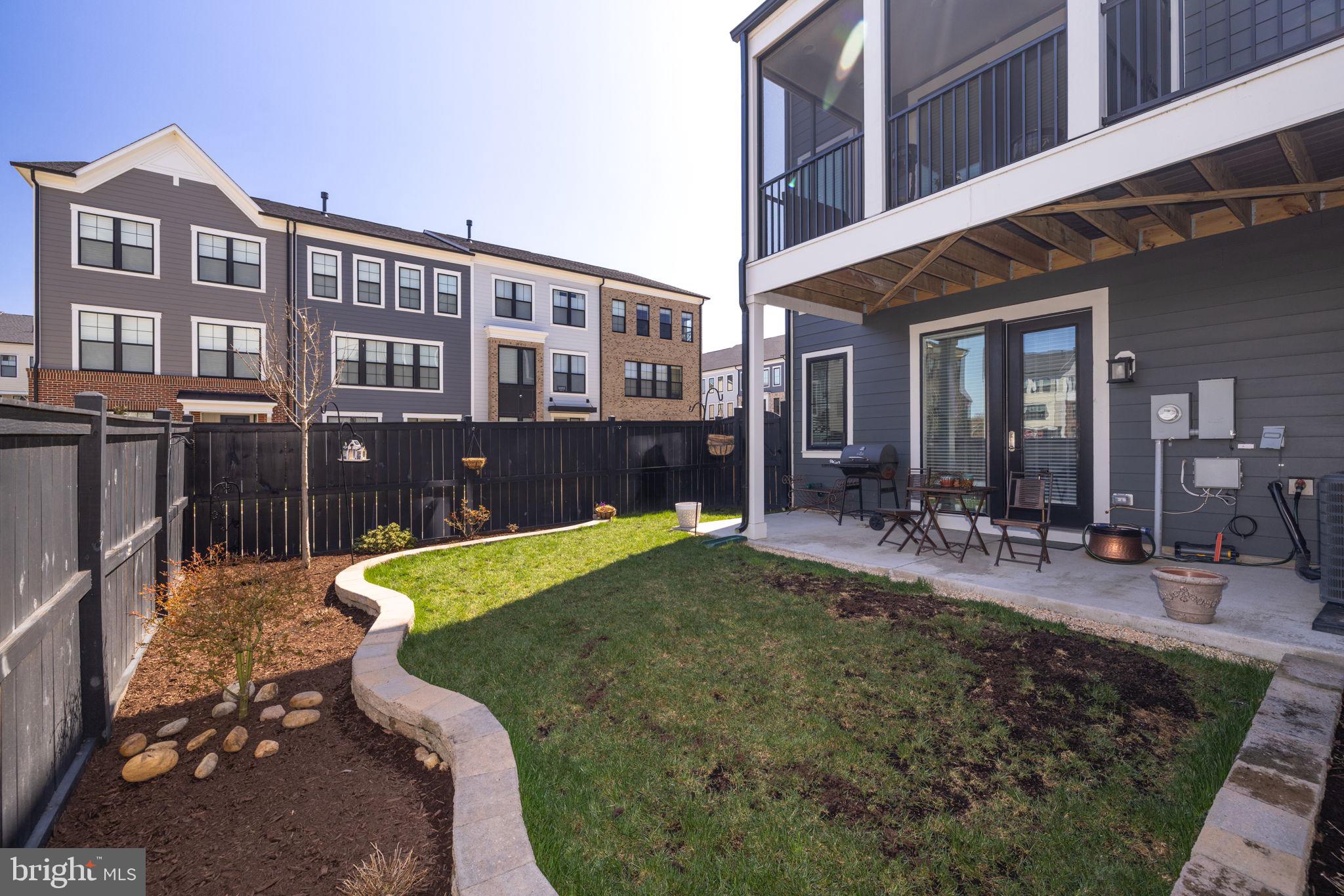 BELMONT BAY - Residential