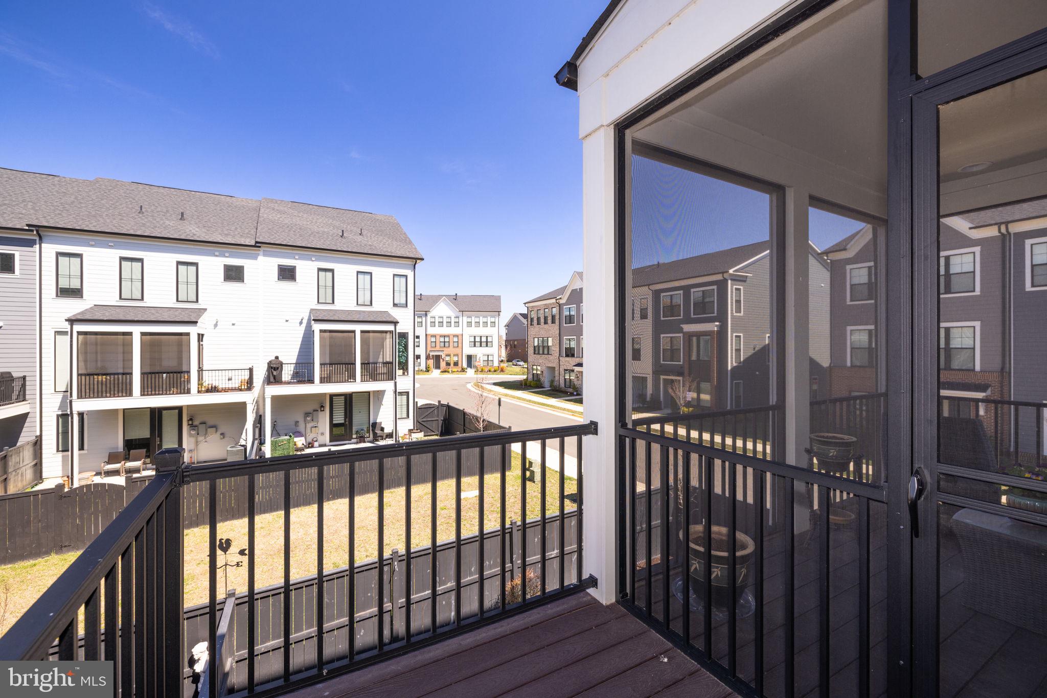 BELMONT BAY - Residential