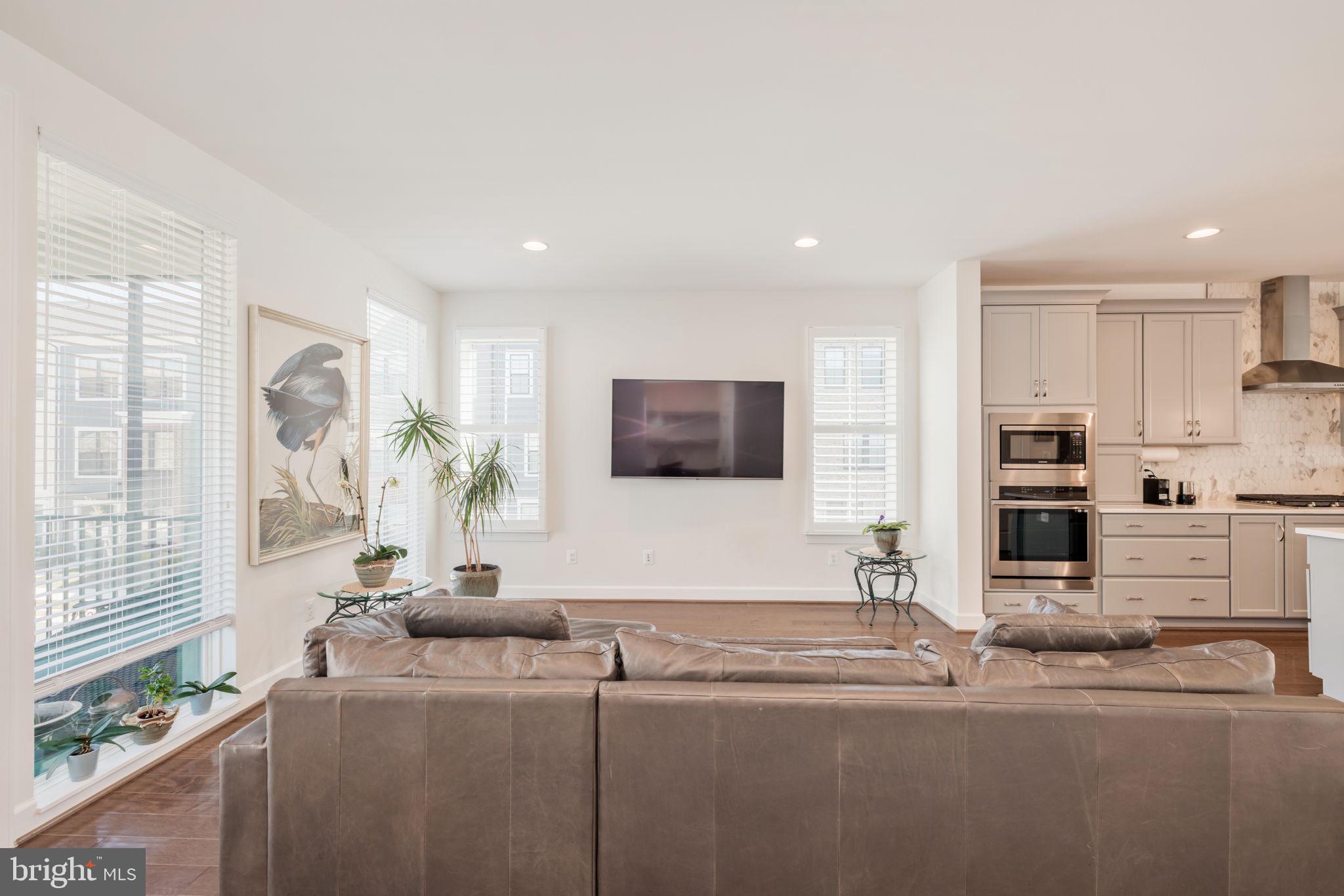 BELMONT BAY - Residential