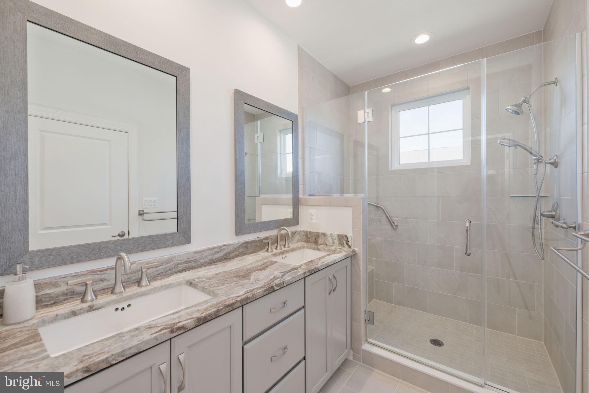 BELMONT BAY - Residential