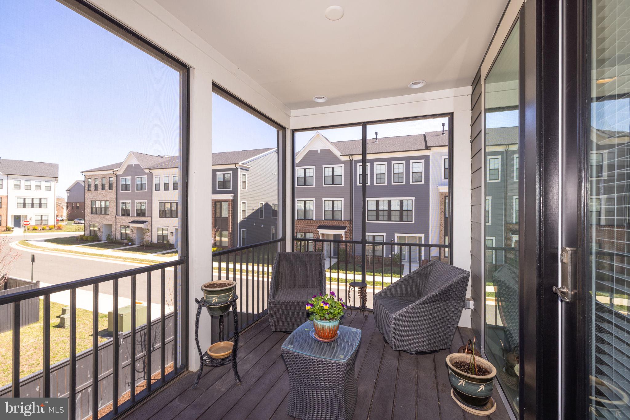 BELMONT BAY - Residential