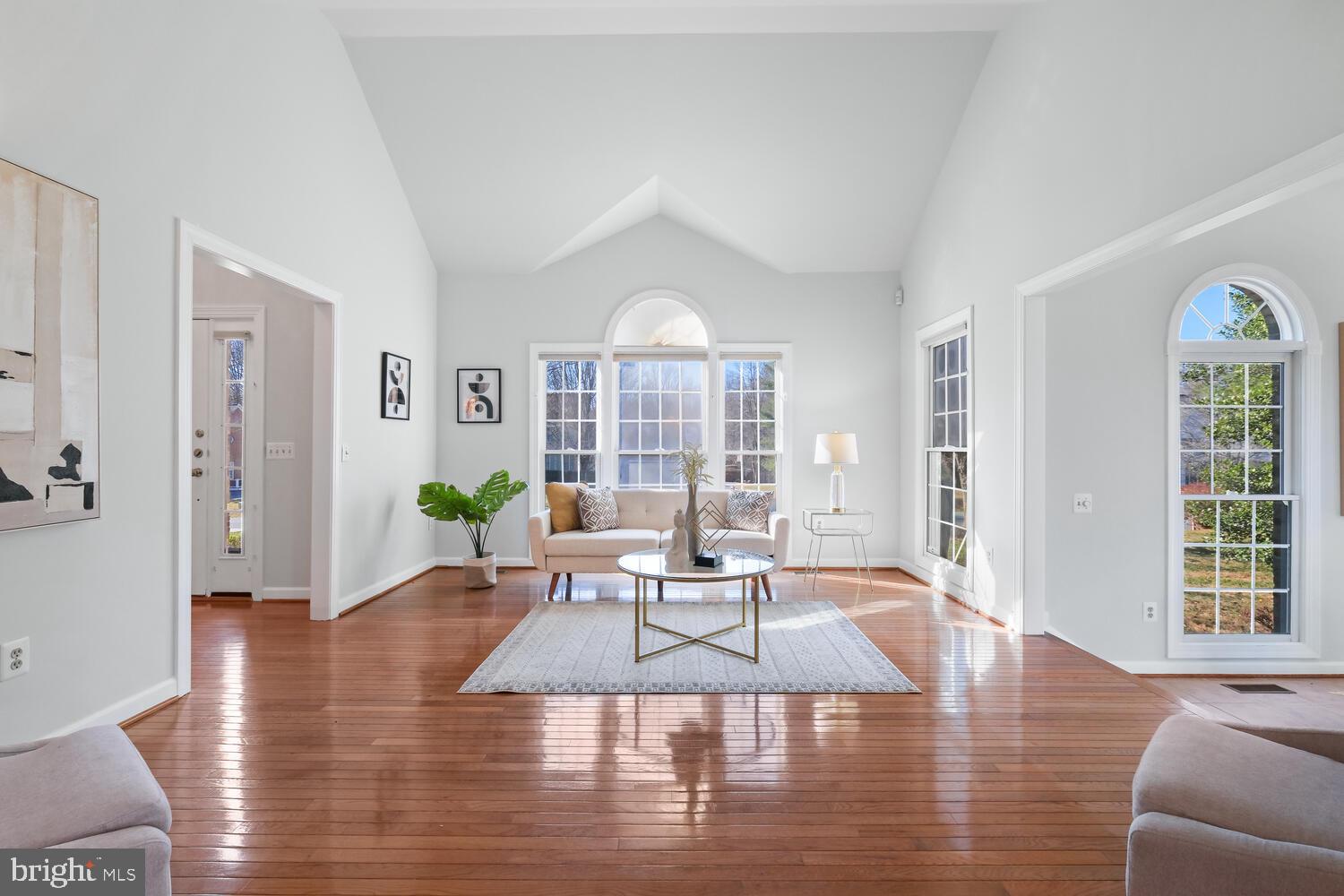 DARNESTOWN KNOLLS - Residential