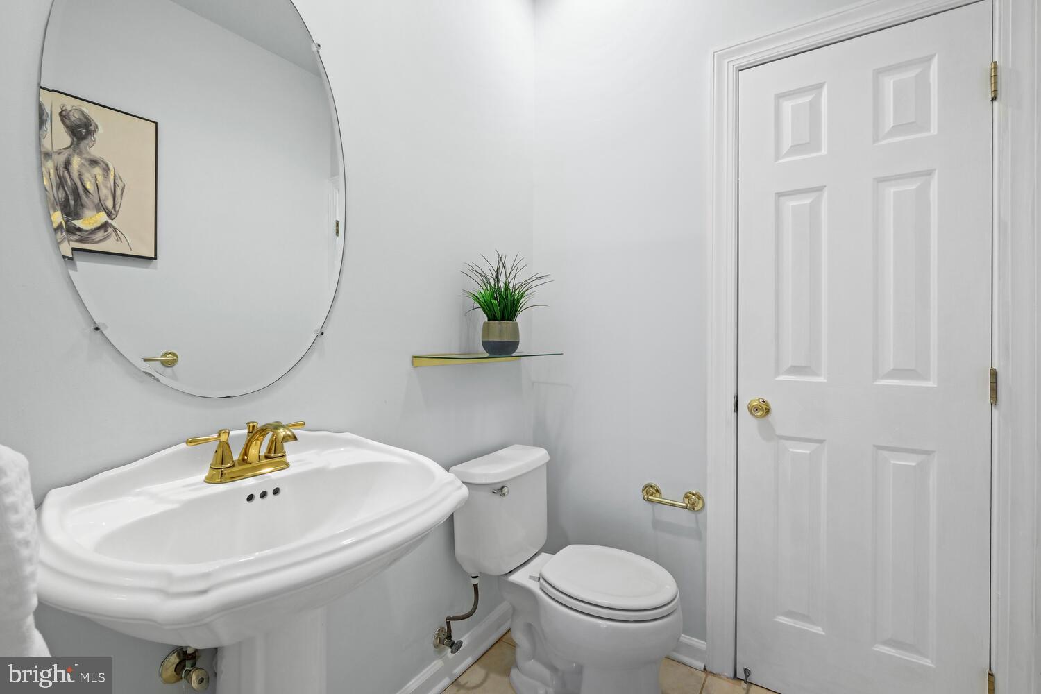 DARNESTOWN KNOLLS - Residential