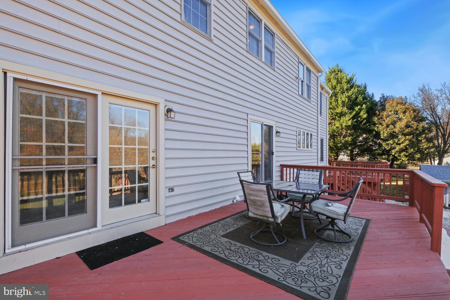DARNESTOWN KNOLLS - Residential