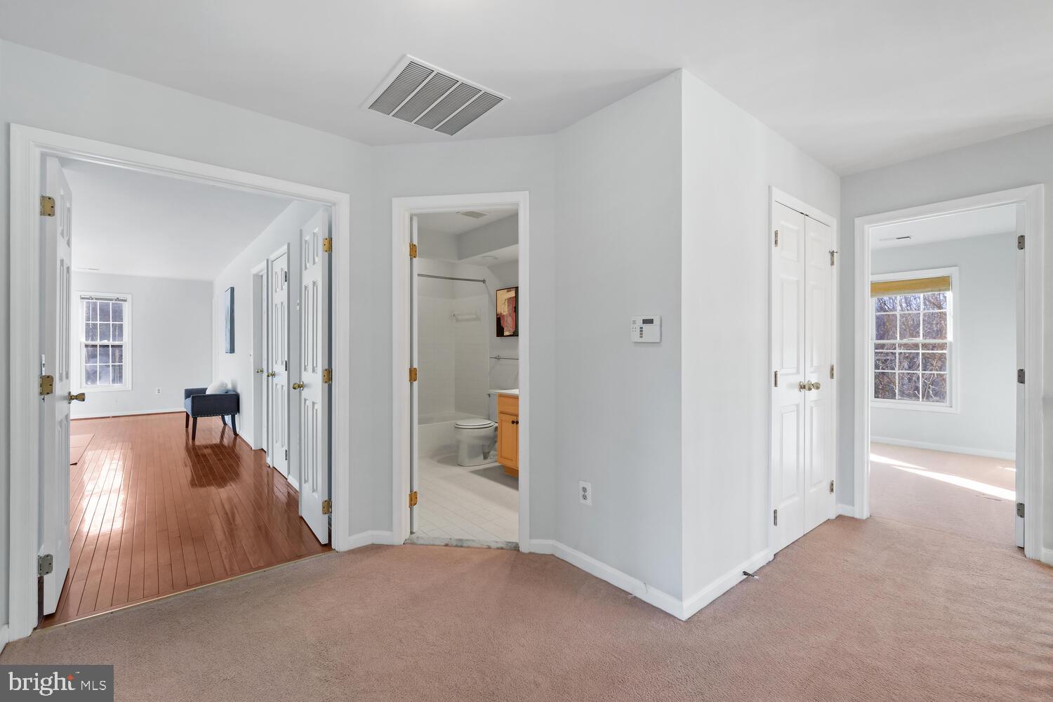 DARNESTOWN KNOLLS - Residential