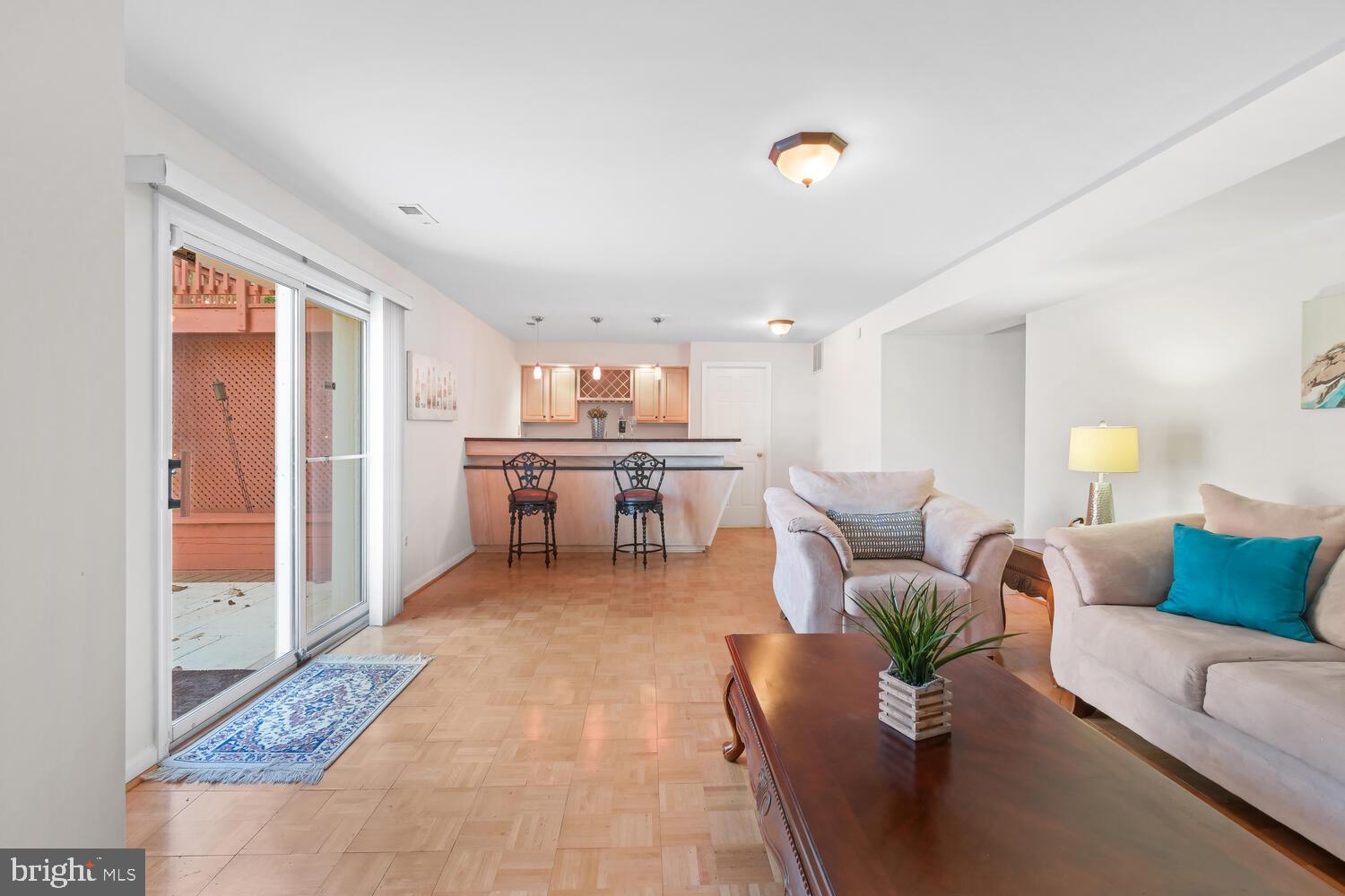 DARNESTOWN KNOLLS - Residential