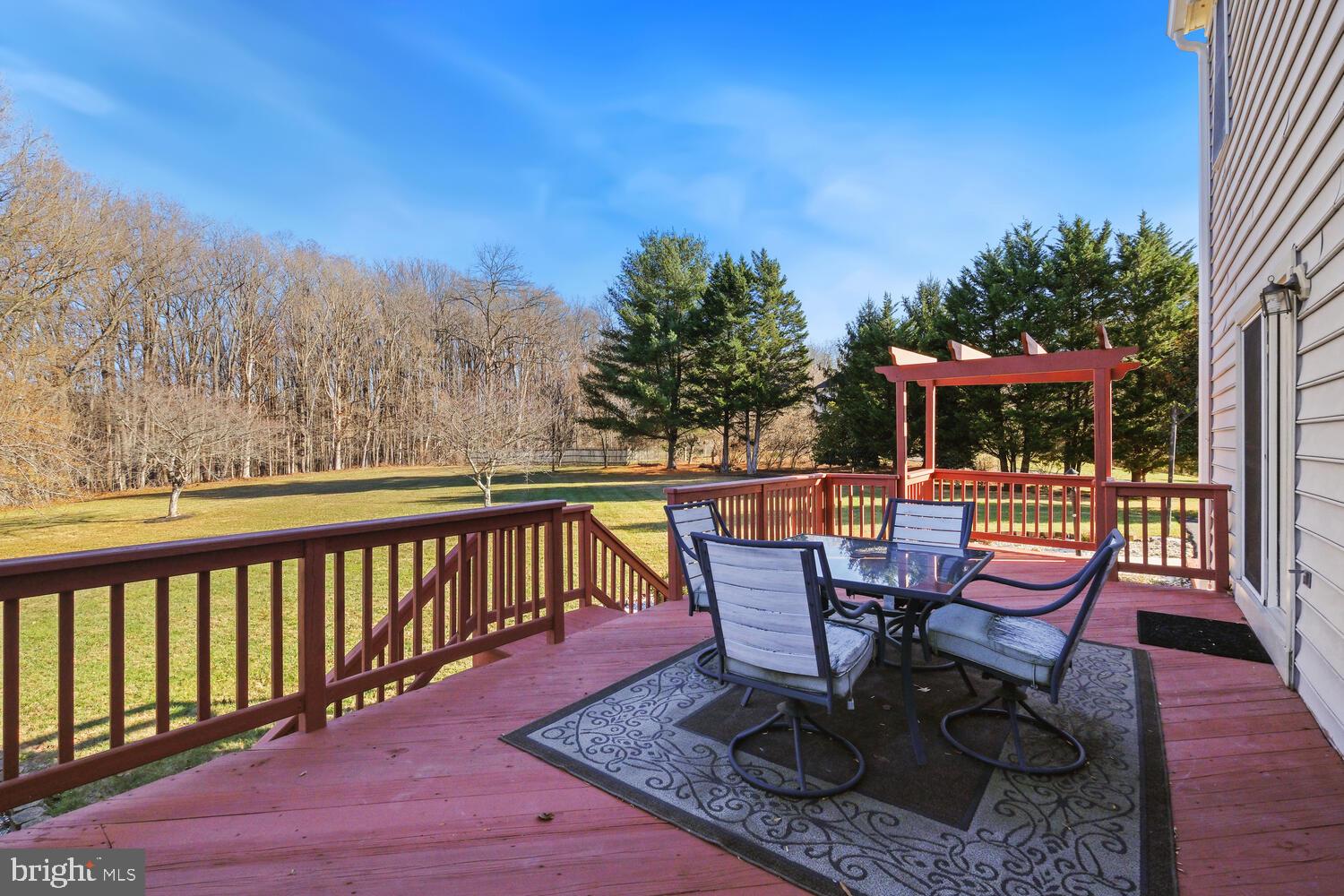 DARNESTOWN KNOLLS - Residential