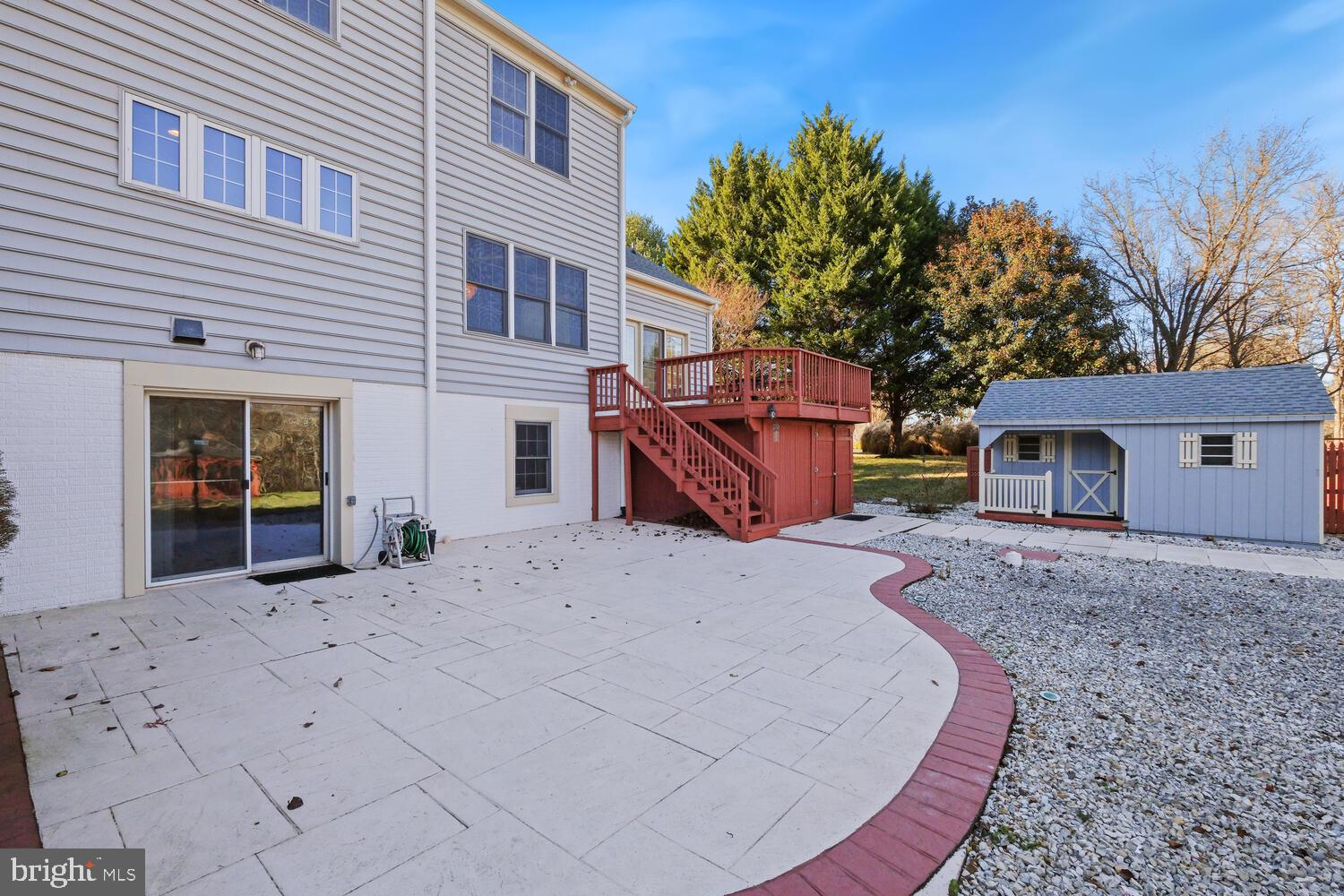 DARNESTOWN KNOLLS - Residential