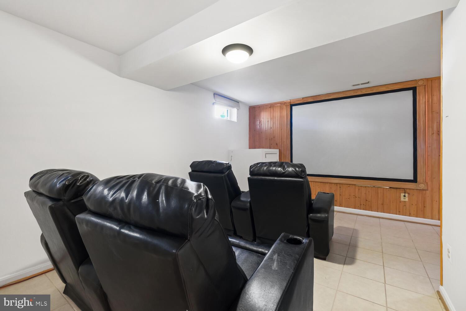 DARNESTOWN KNOLLS - Residential