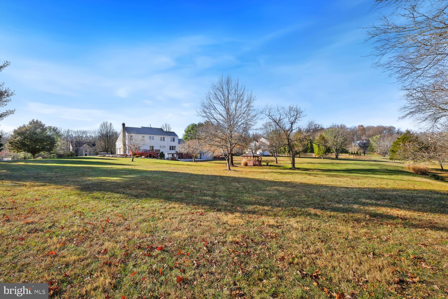 DARNESTOWN KNOLLS - Residential