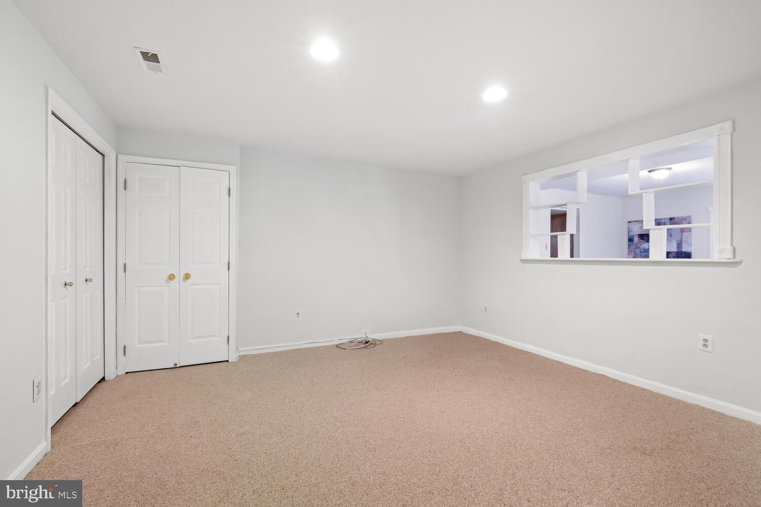 DARNESTOWN KNOLLS - Residential