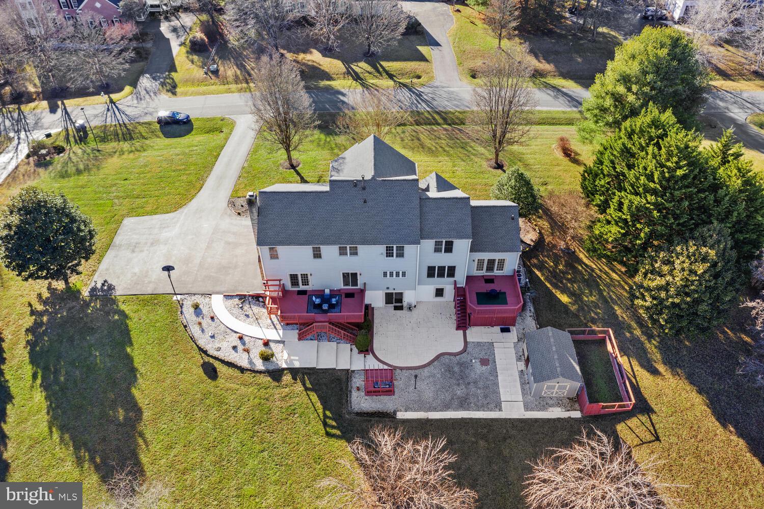 DARNESTOWN KNOLLS - Residential