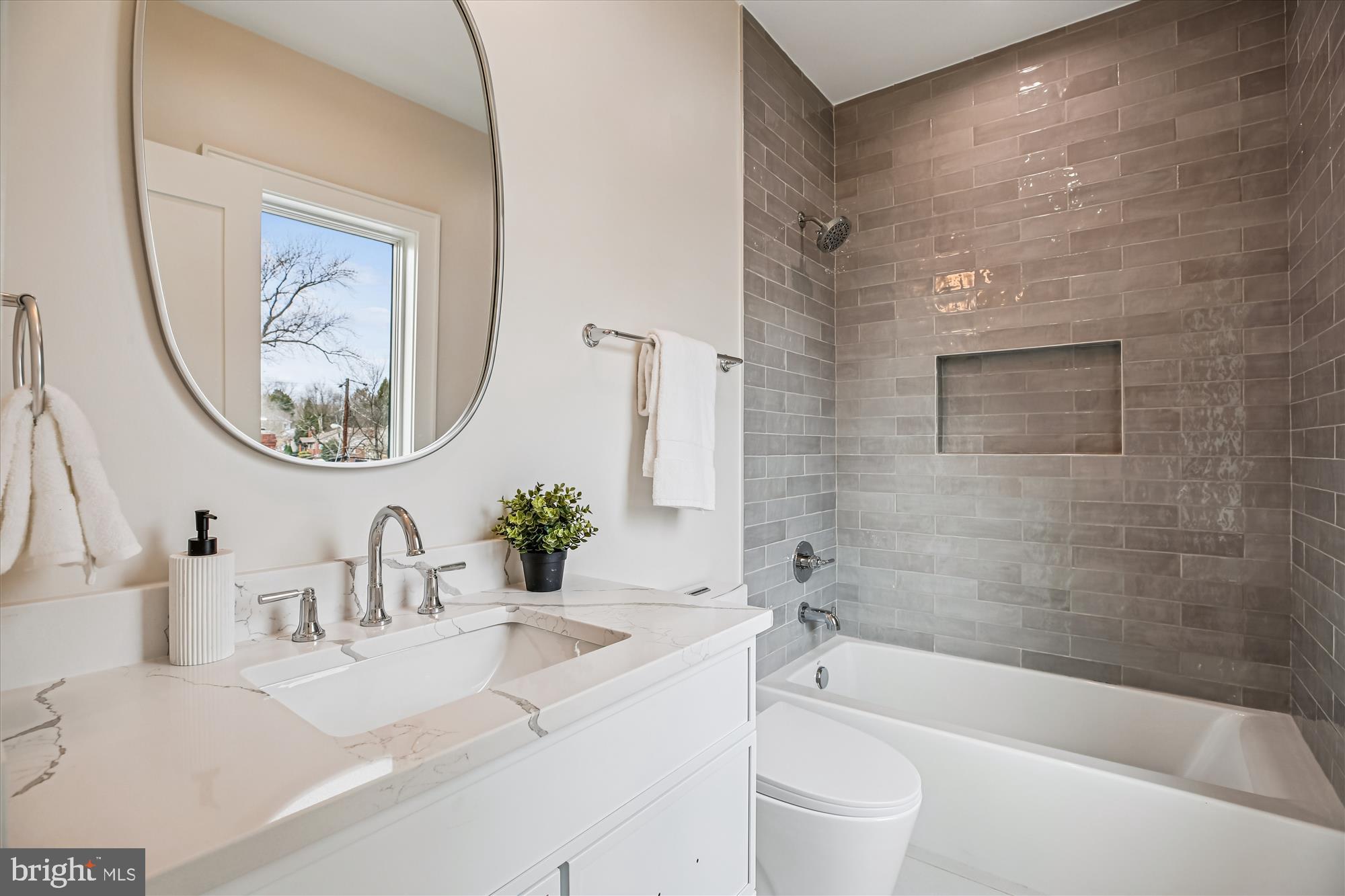 GARRETT PARK ESTATES - Residential