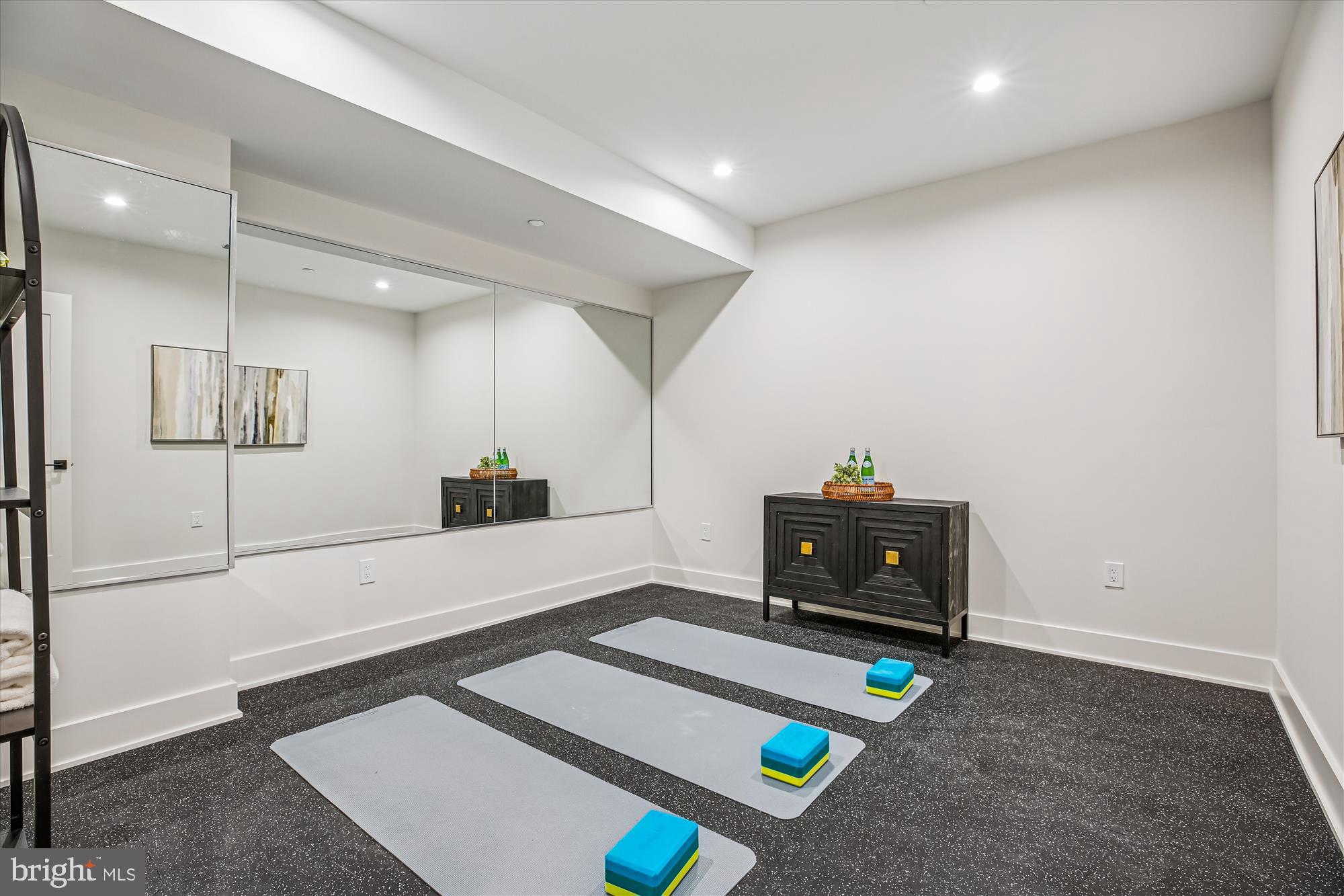 GARRETT PARK ESTATES - Residential