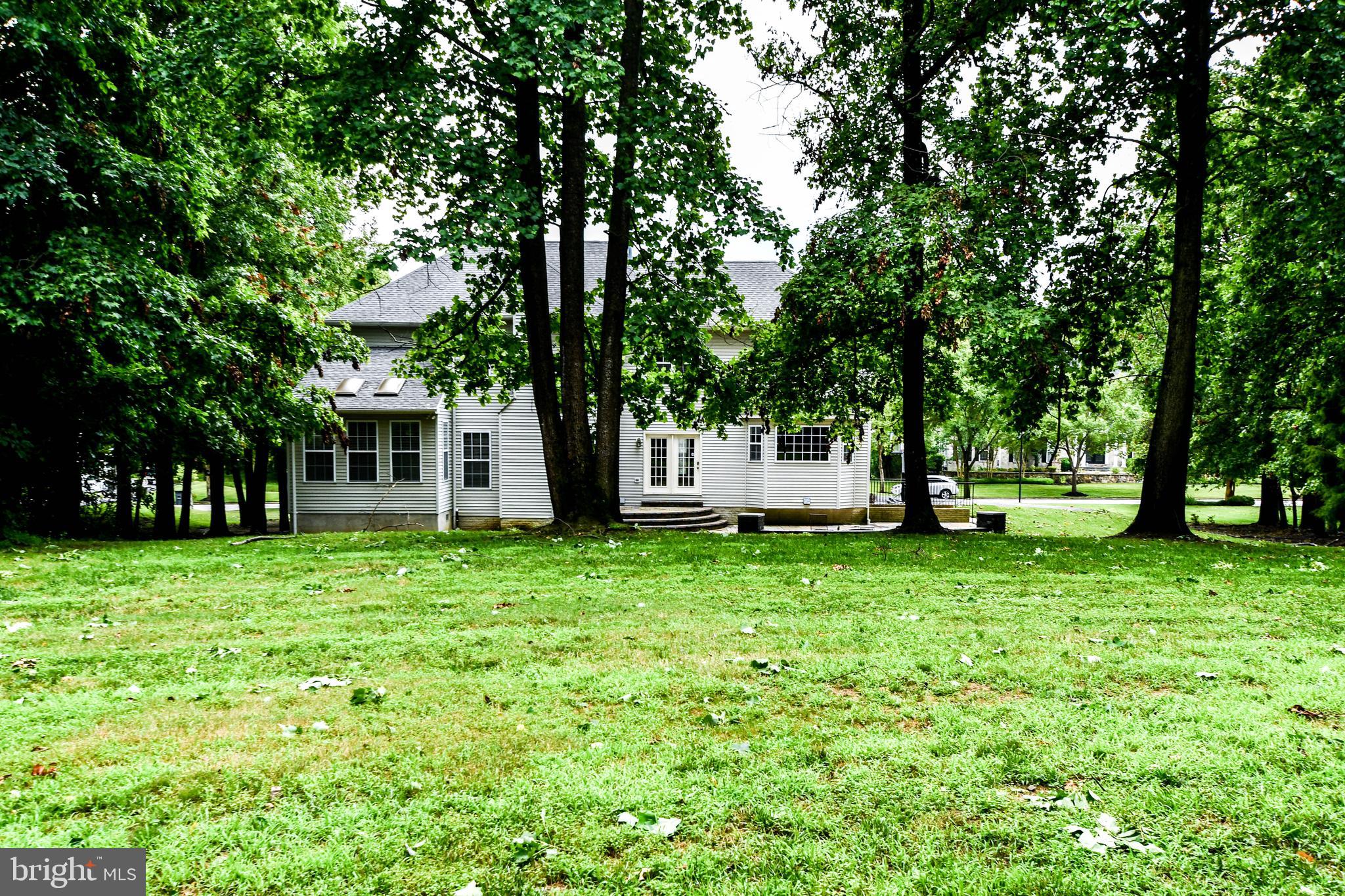 WOODMORE HIGHLANDS - Residential