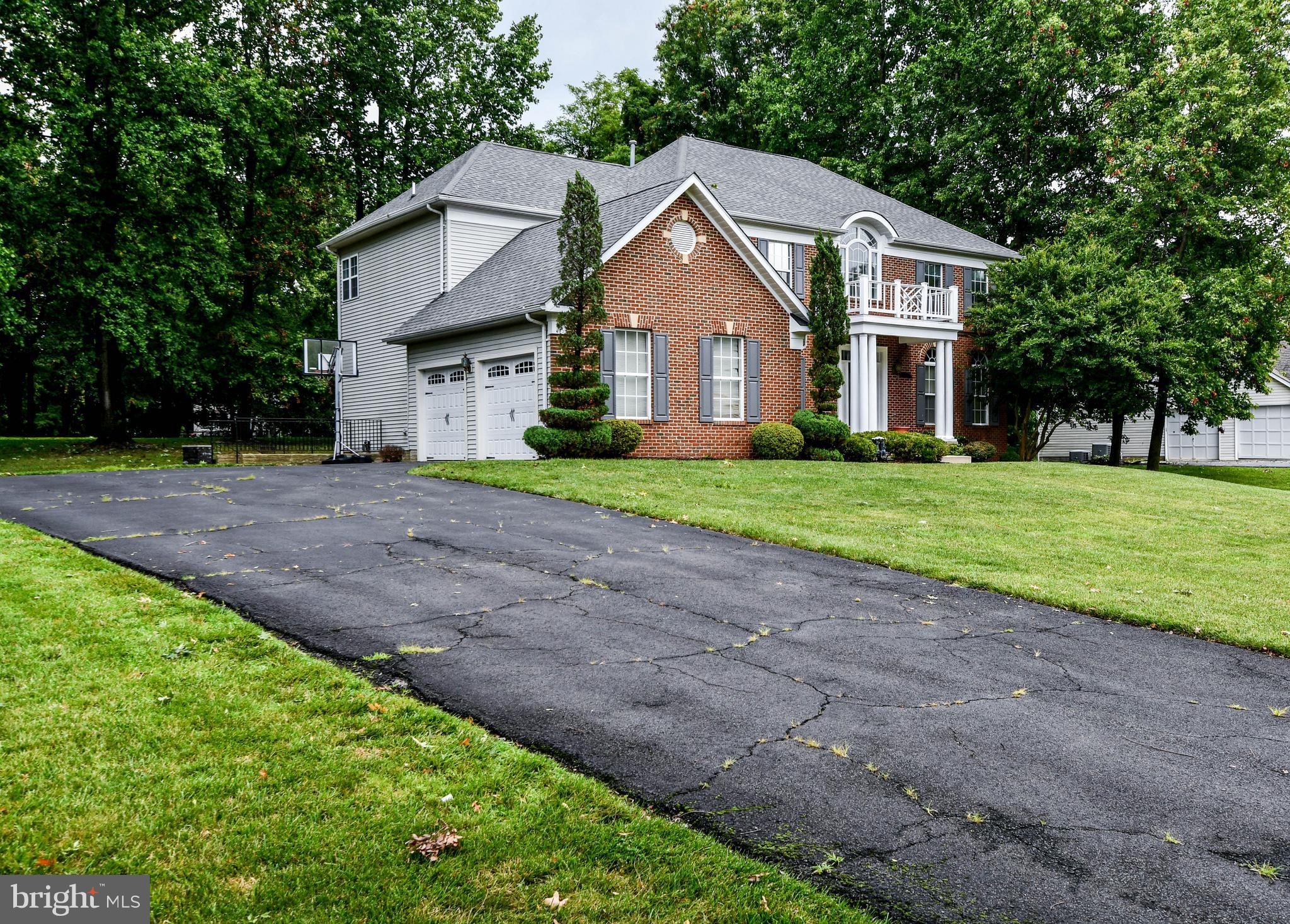 WOODMORE HIGHLANDS - Residential