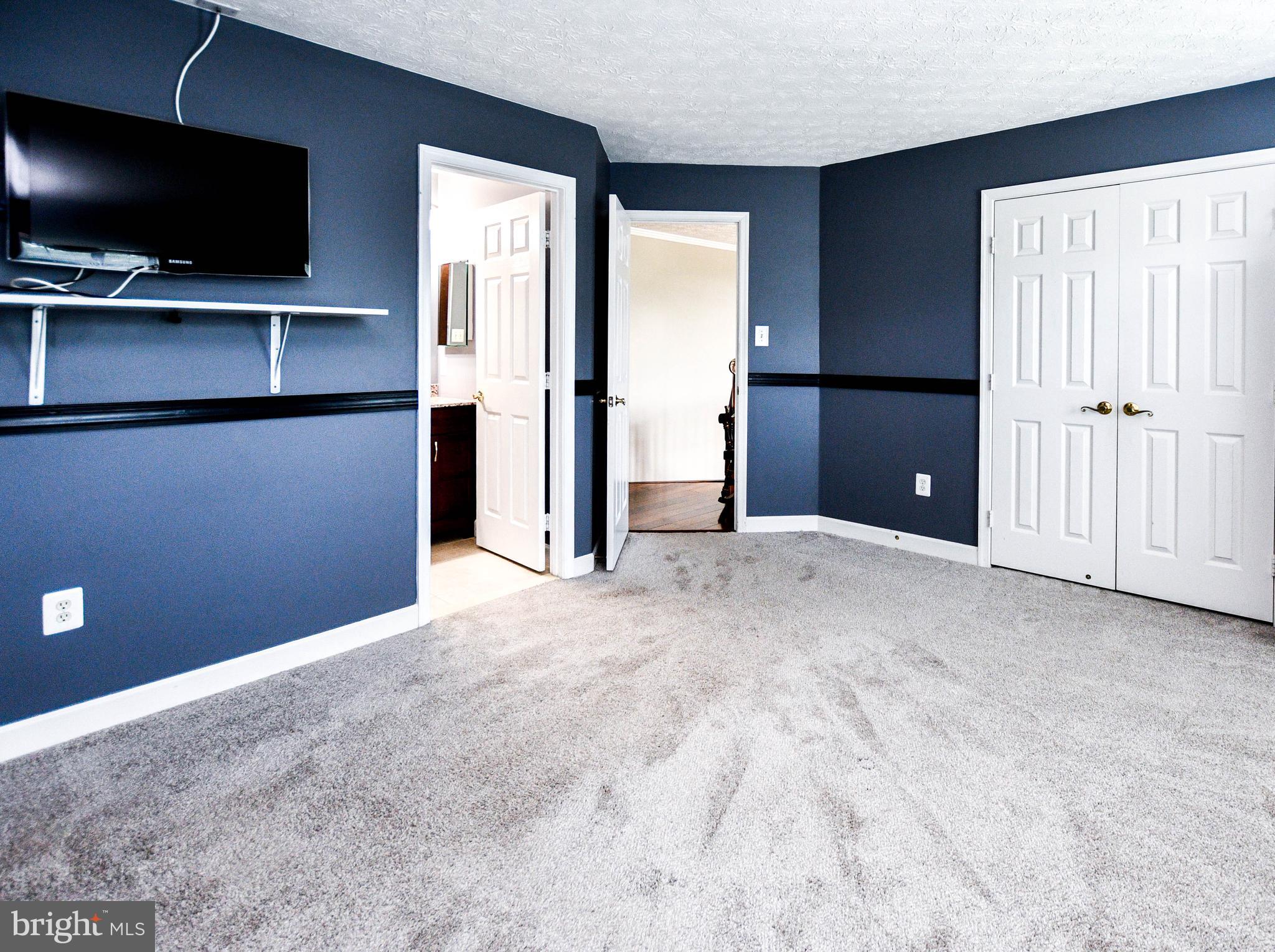 WOODMORE HIGHLANDS - Residential