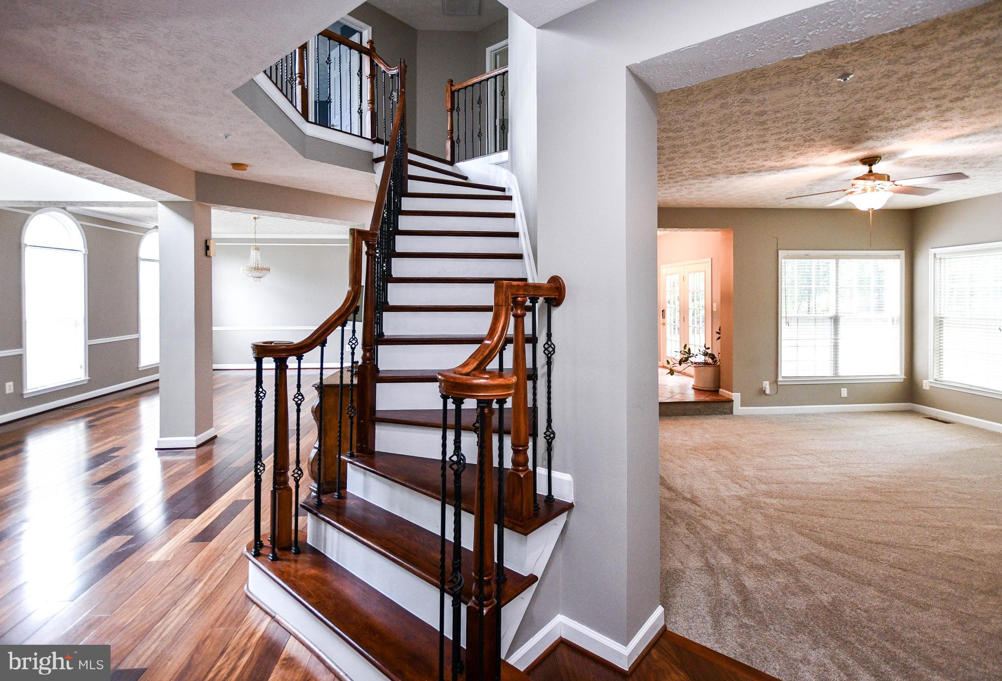 WOODMORE HIGHLANDS - Residential