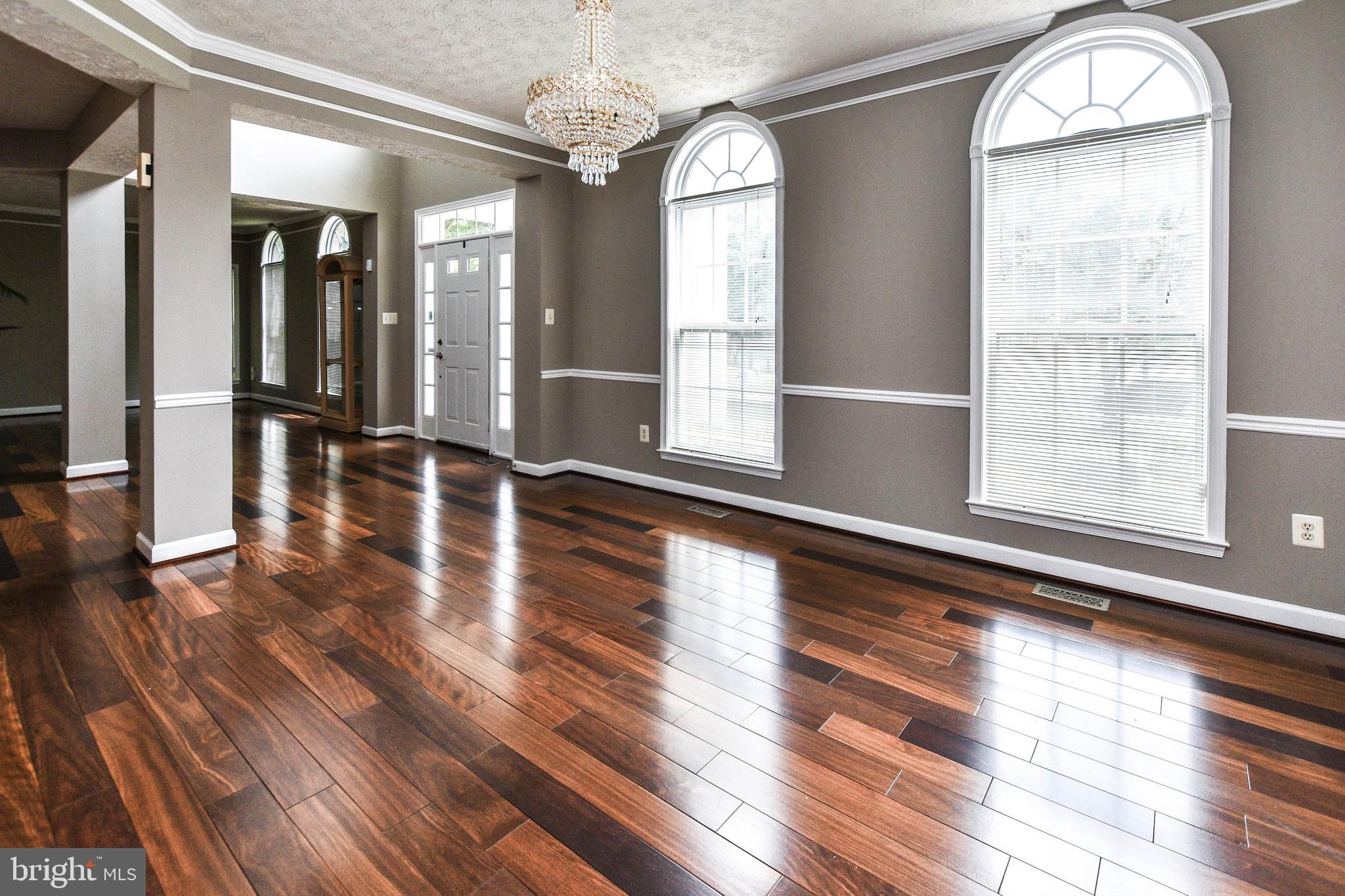 WOODMORE HIGHLANDS - Residential