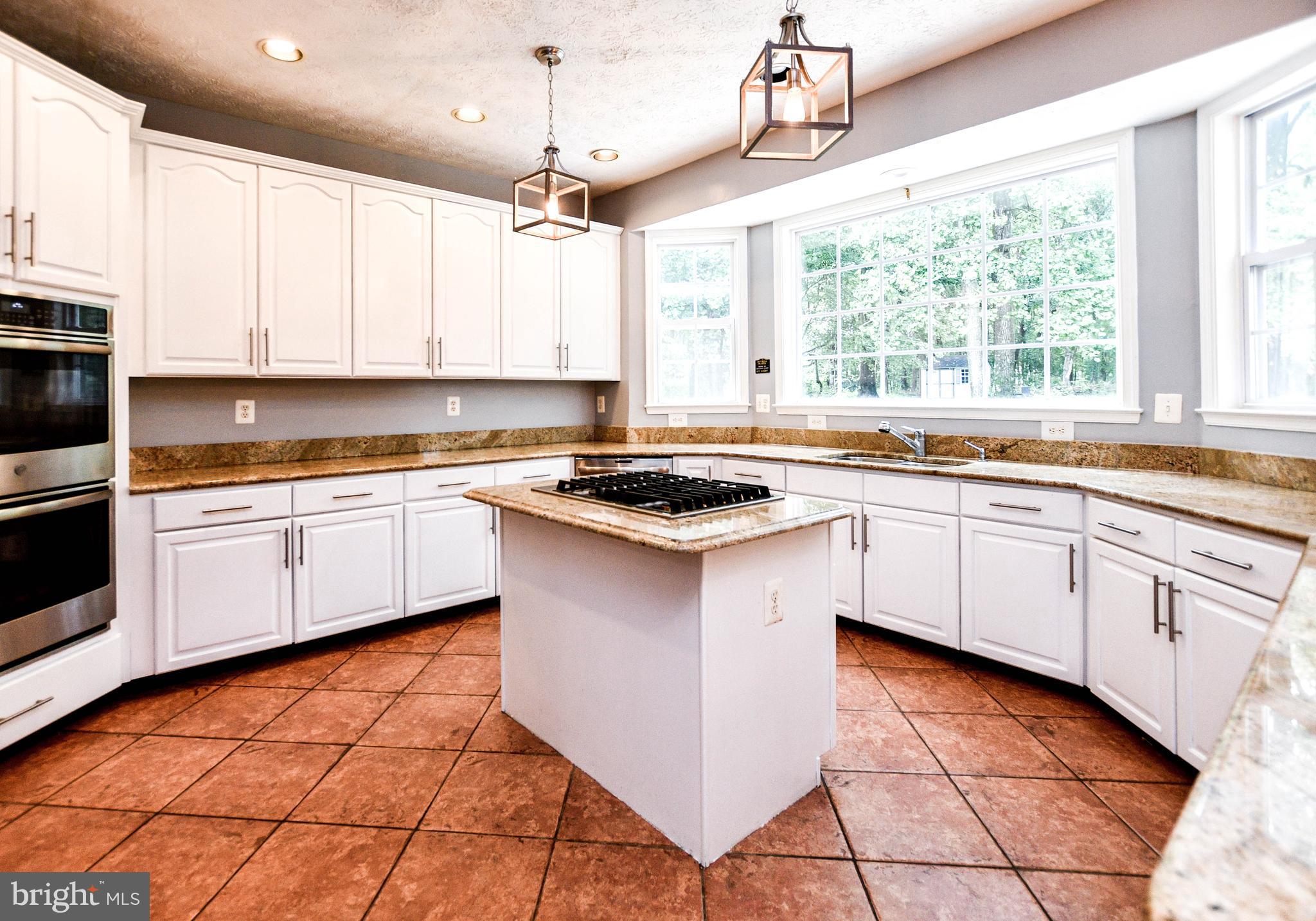 WOODMORE HIGHLANDS - Residential