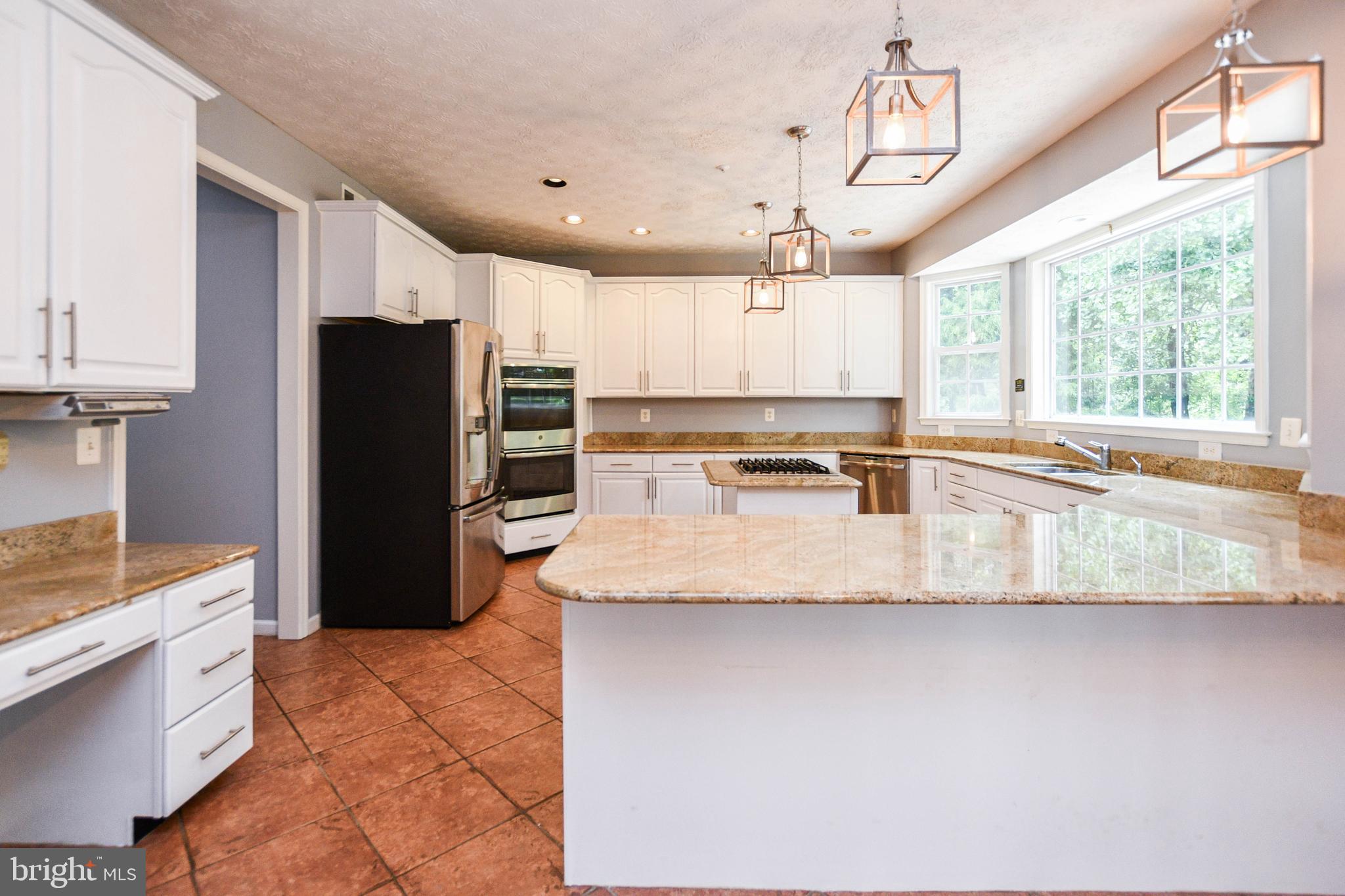 WOODMORE HIGHLANDS - Residential