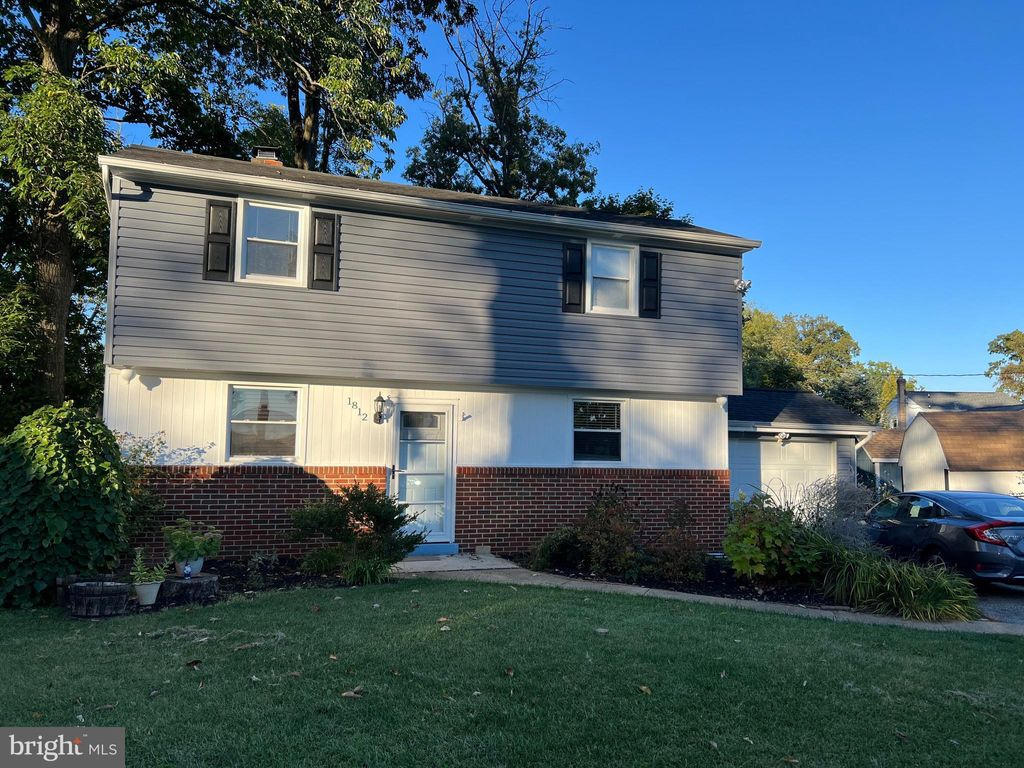 Photo of 1812 Dunwoody Circle, BALTIMORE, MD 21234 (MLS # MDBC2142110)