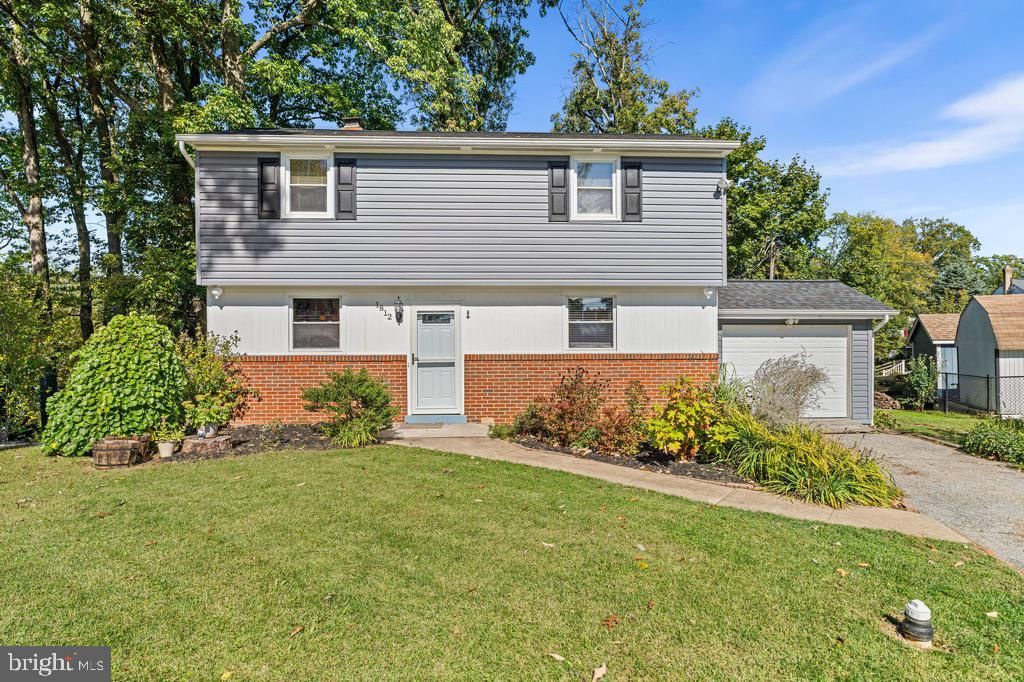 Photo of 1812 Dunwoody Circle, BALTIMORE, MD 21234 (MLS # MDBC2142110)