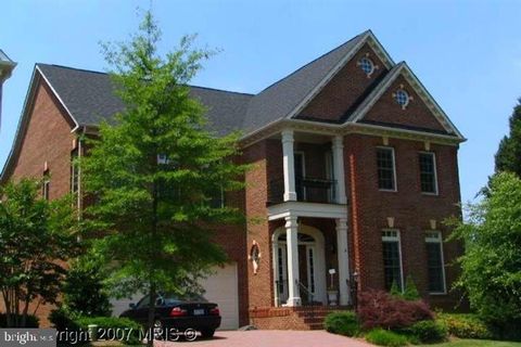 1350 NORTHWYCK COURT MCLEAN VA 22102