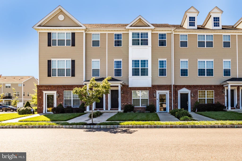 Photo of 131 Riverwalk Boulevard, BURLINGTON, NJ 08016 (MLS # NJBL2118254)